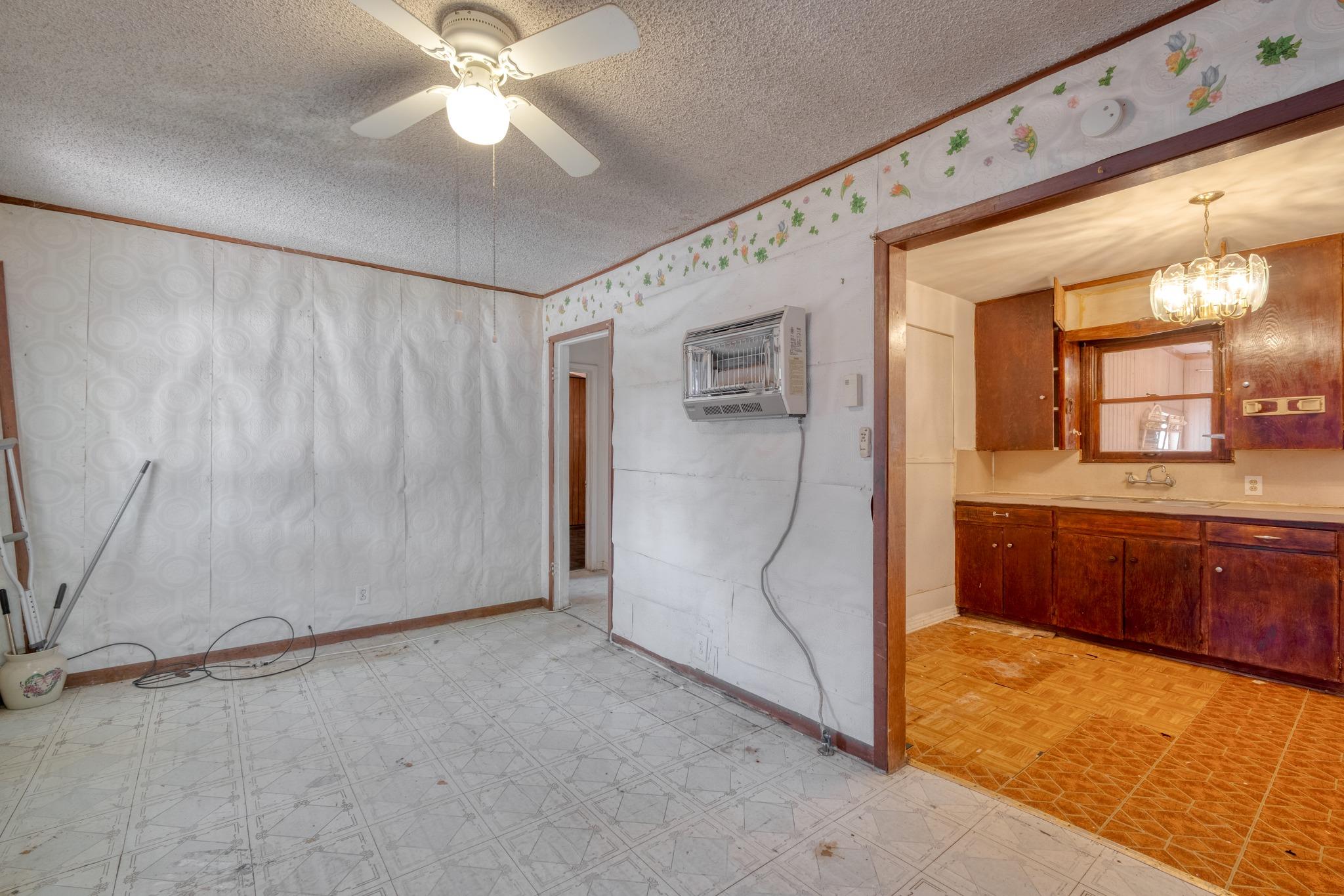 3509 Lyons RD, Austin, TX 78702 photo 5