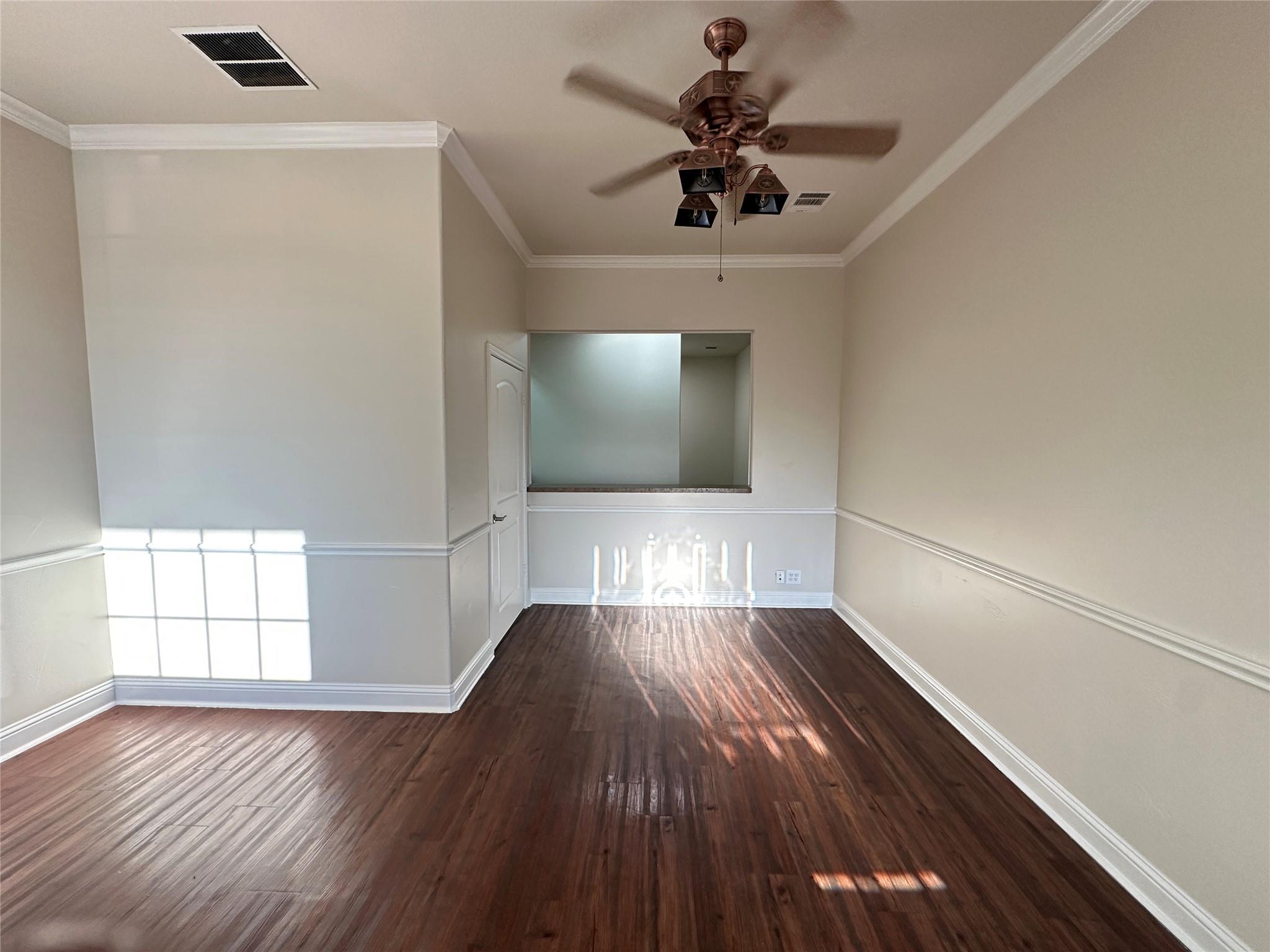 305 Limestone TER #C3, Jarrell, TX 76537 photo 4