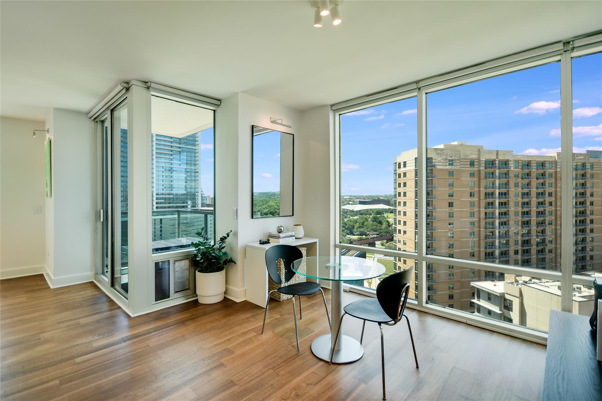 300 Bowie ST #1403, Austin, TX 78703 photo 3