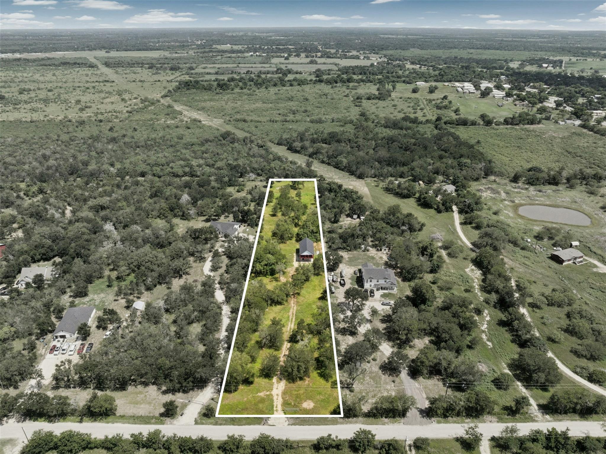 3705 Callihan RD, Luling, TX 78648 photo 3