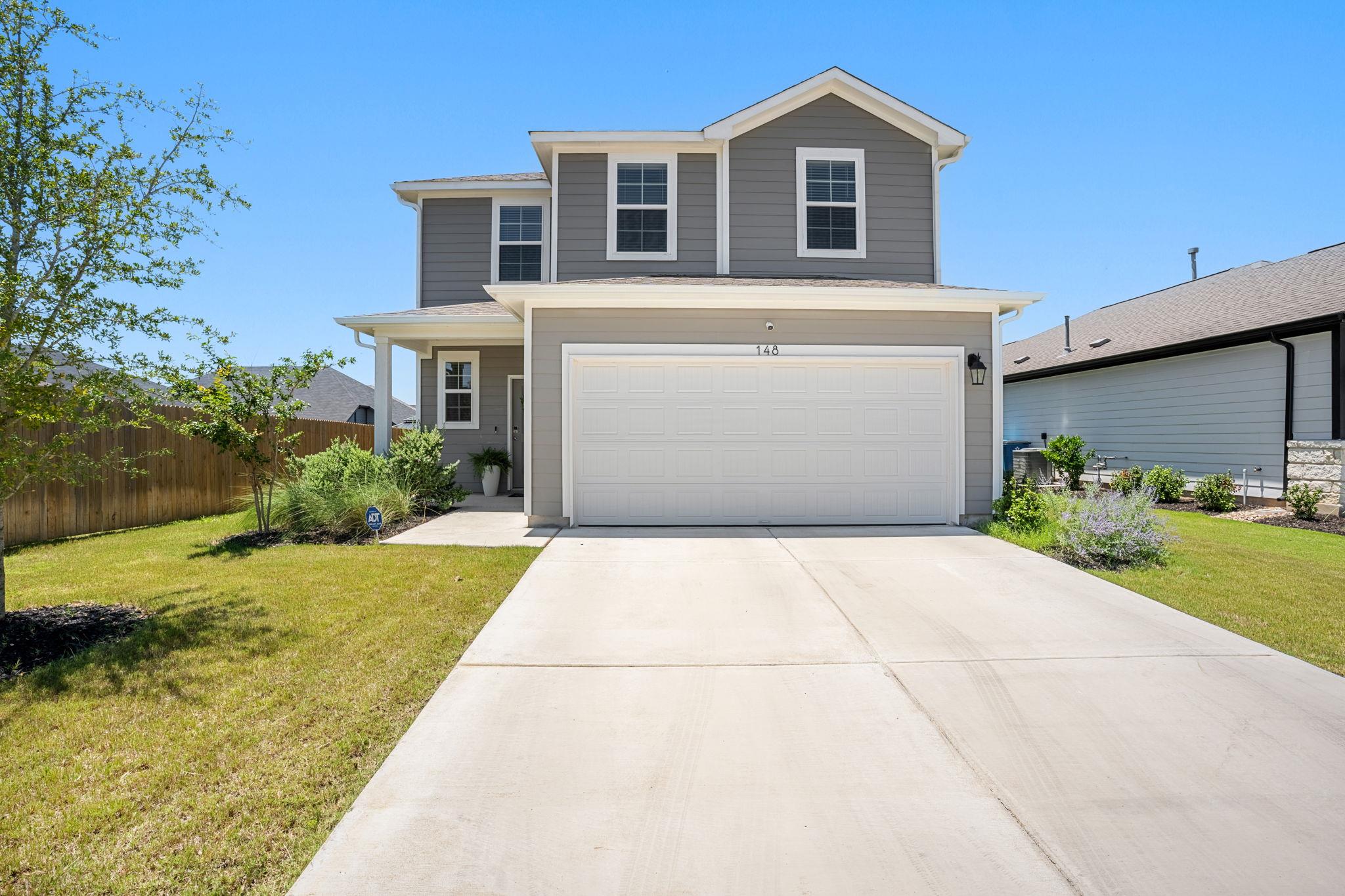 148 Hidalgo LN, Elgin, TX 78621 photo 3