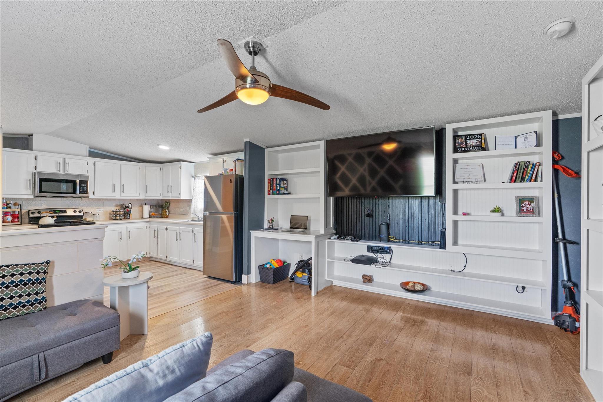 218 Boxcar PATH, Kyle, TX 78640 photo 3