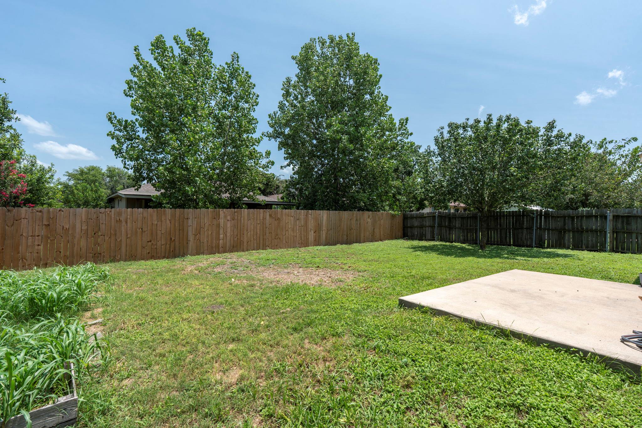 136 Atlantis, Kyle, TX 78640 photo 4
