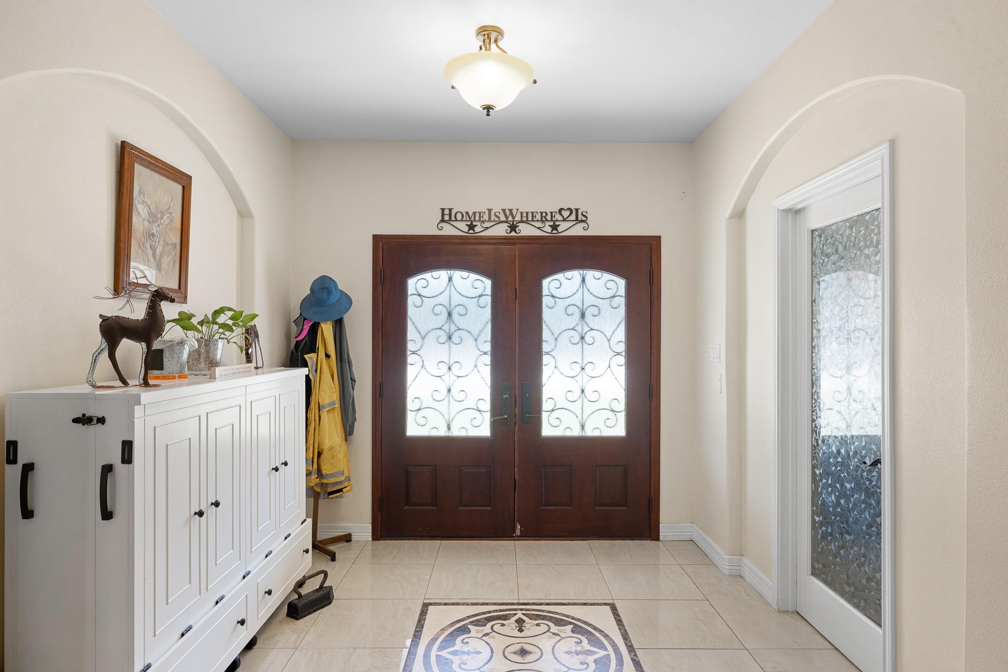 1102 Private Road 2332, Giddings, TX 78942 photo 4