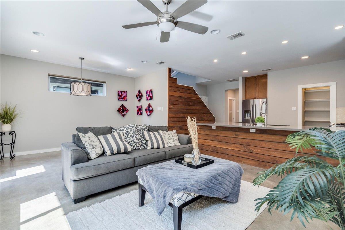 3505 Villa CT #11, Austin, TX 78704 photo 3
