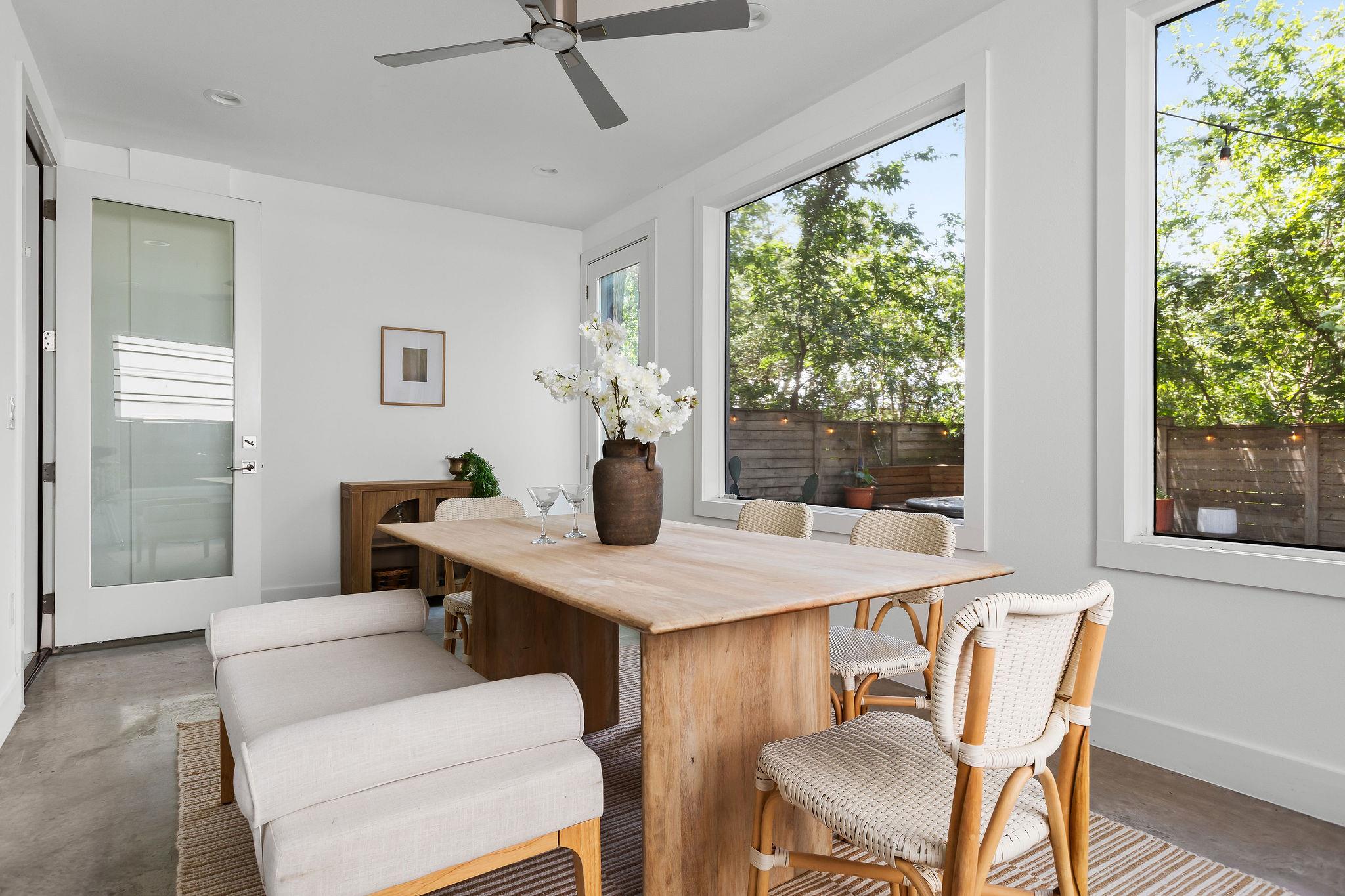 1182 Oakgrove Ave #A, Austin, TX 78702 photo 4