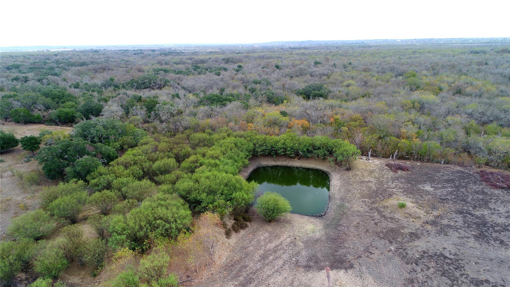 415 Black Watch LN, Lockhart, TX 78644 photo 2