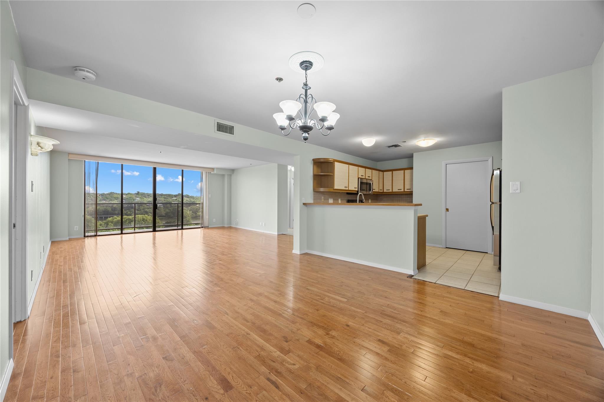 40 Interstate 35 Highway #8C4, Austin, TX 78701 photo 4