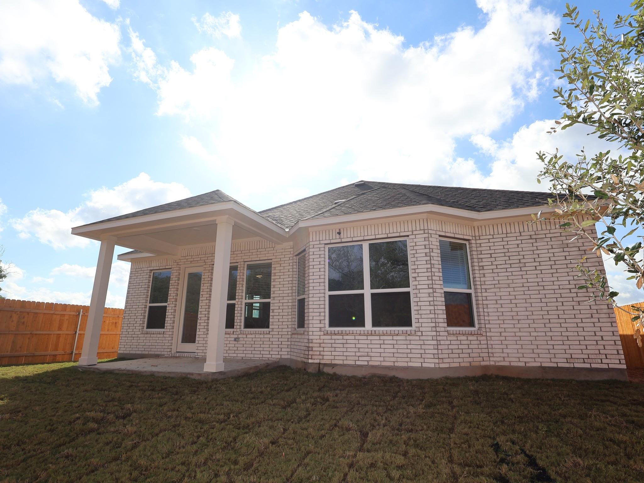 296 Champ Ave, Buda, TX 78610 photo 5