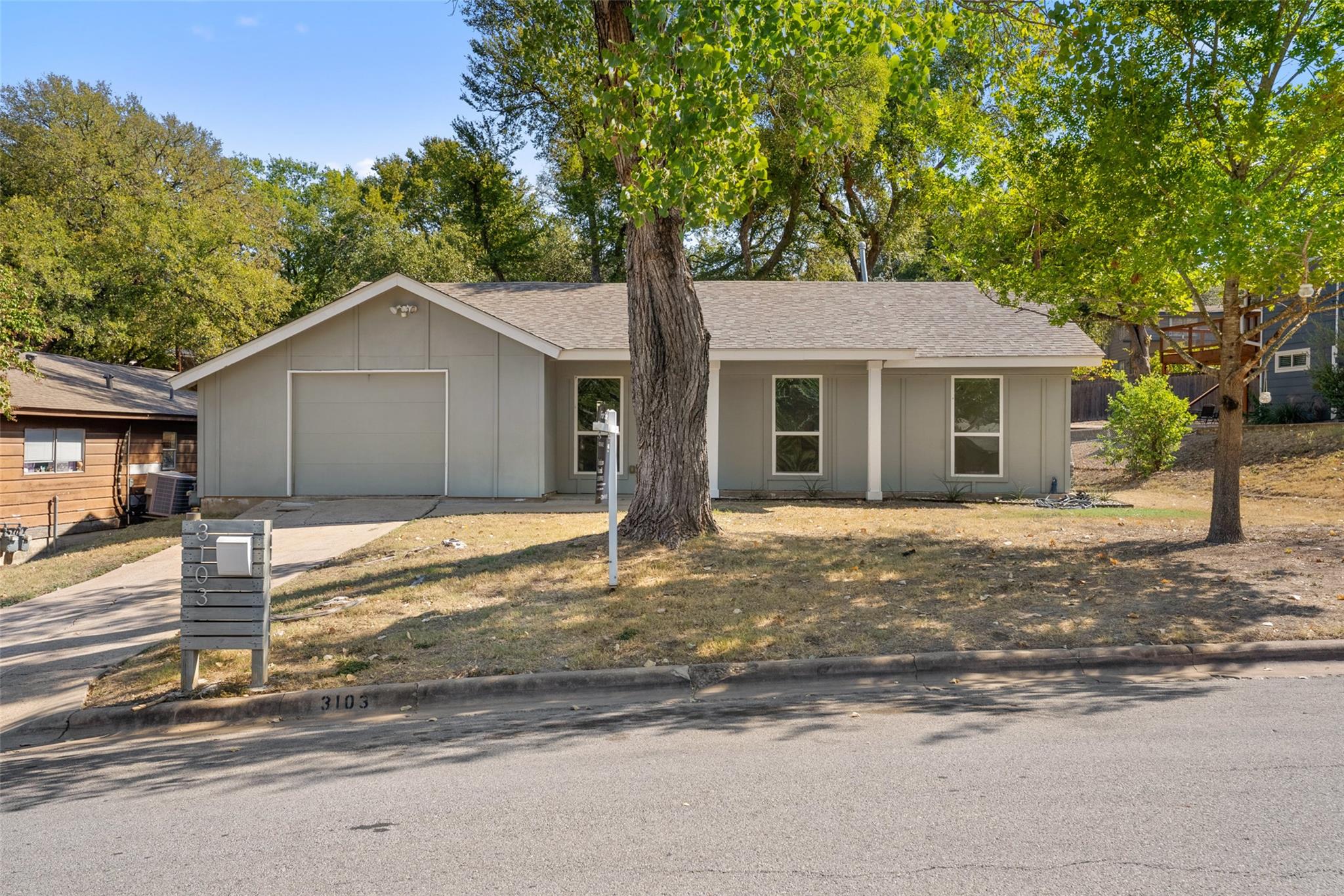 3103 Matador DR, Austin, TX 78741 photo 3