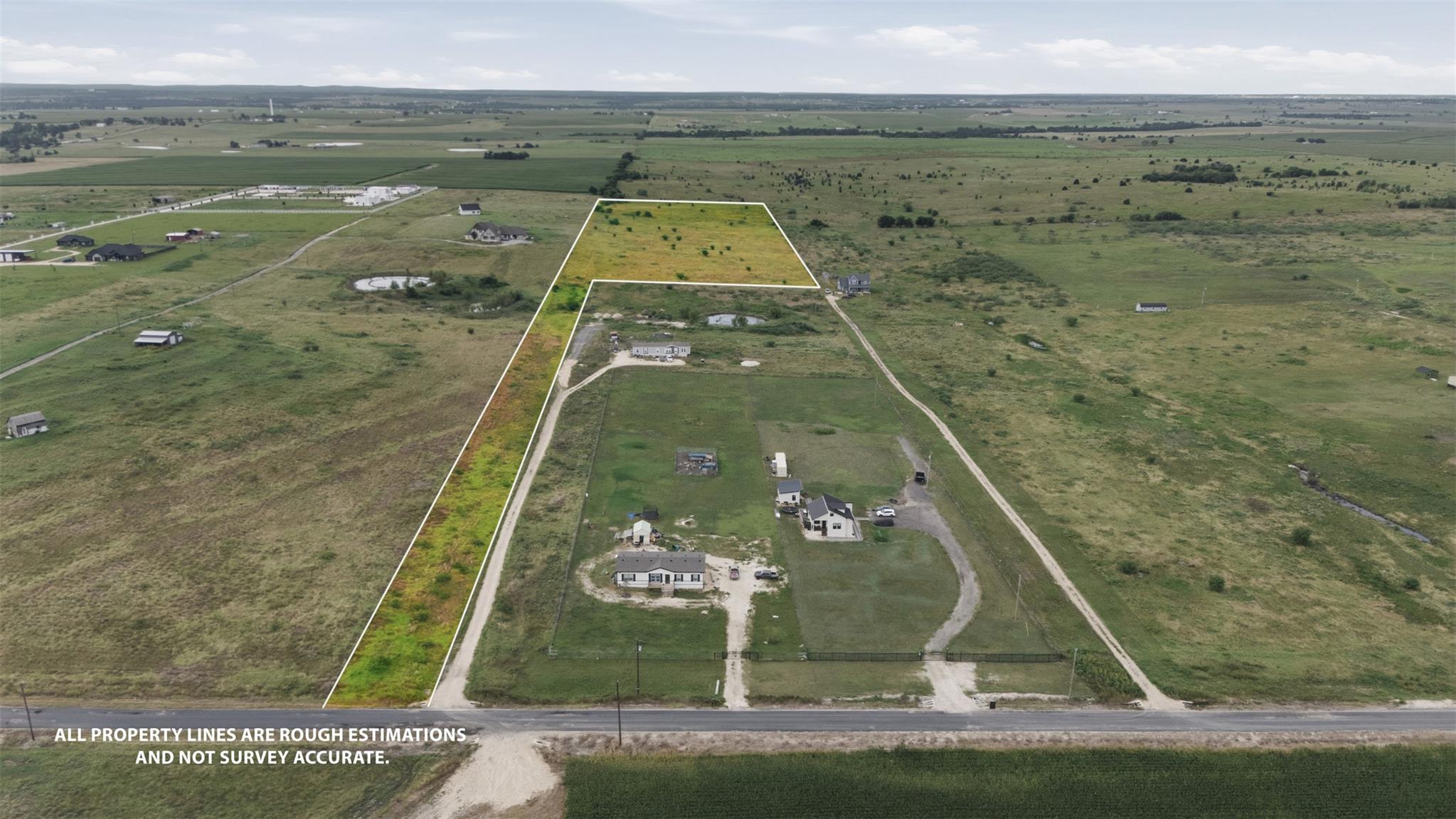 634 County Road 451 RD, Coupland, TX 78615 photo 5