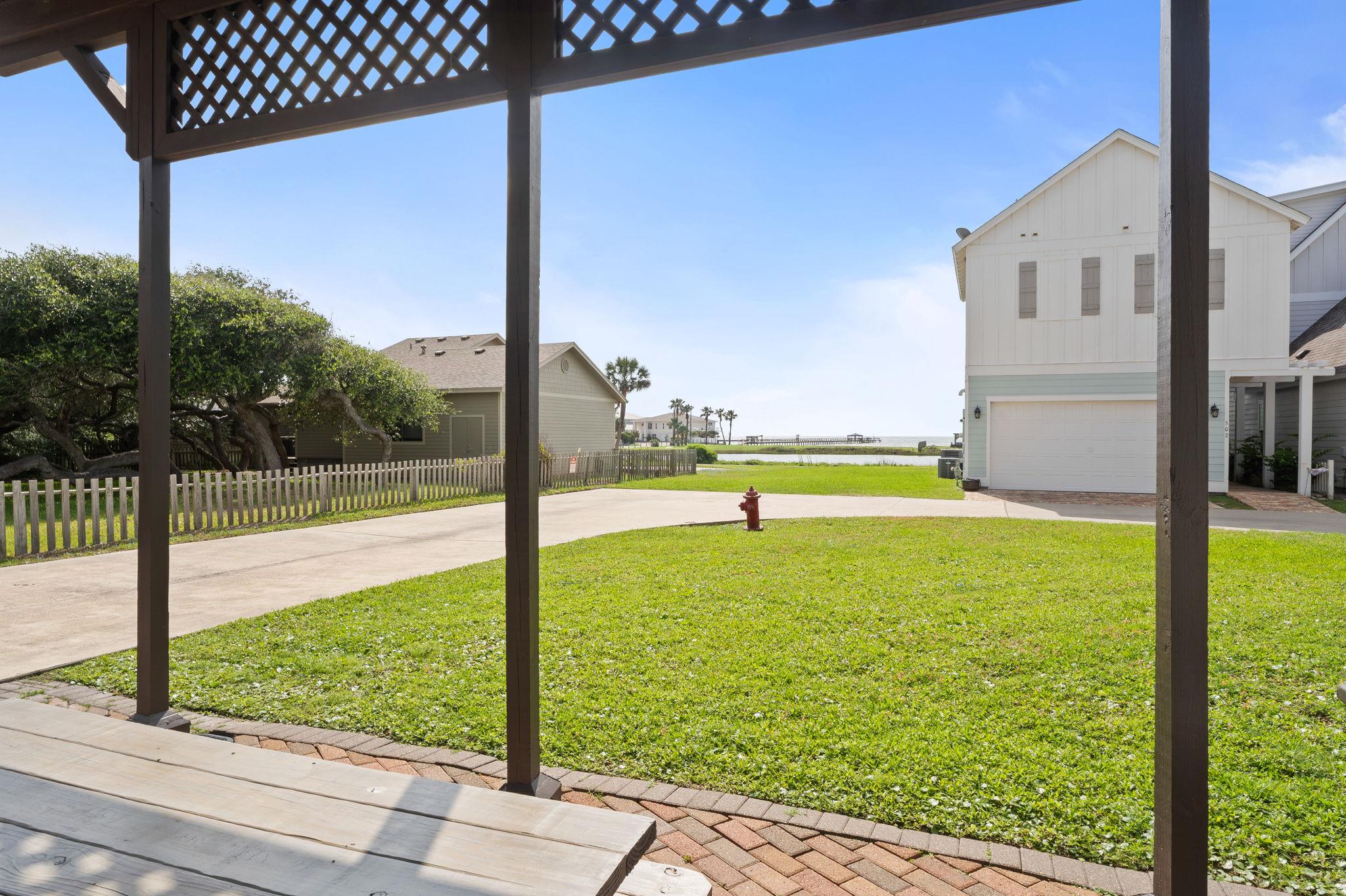 412 Sailhouse WAY, Rockport, TX 78382 photo 3