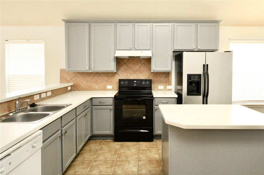 3728 Pine Needle CIR, Round Rock, TX 78681 photo 3