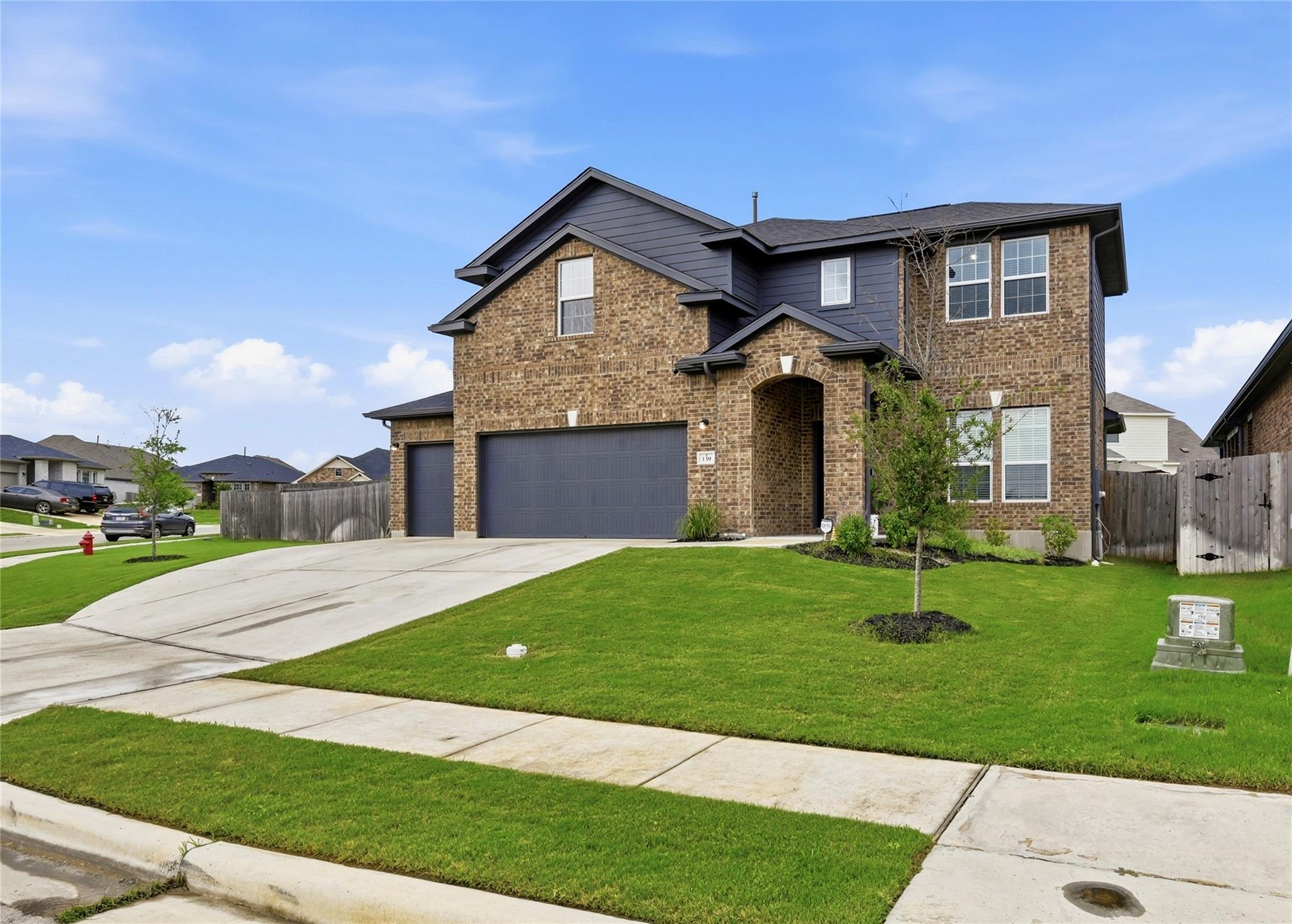 139 Ginger ST, Buda, TX 78610 photo 2
