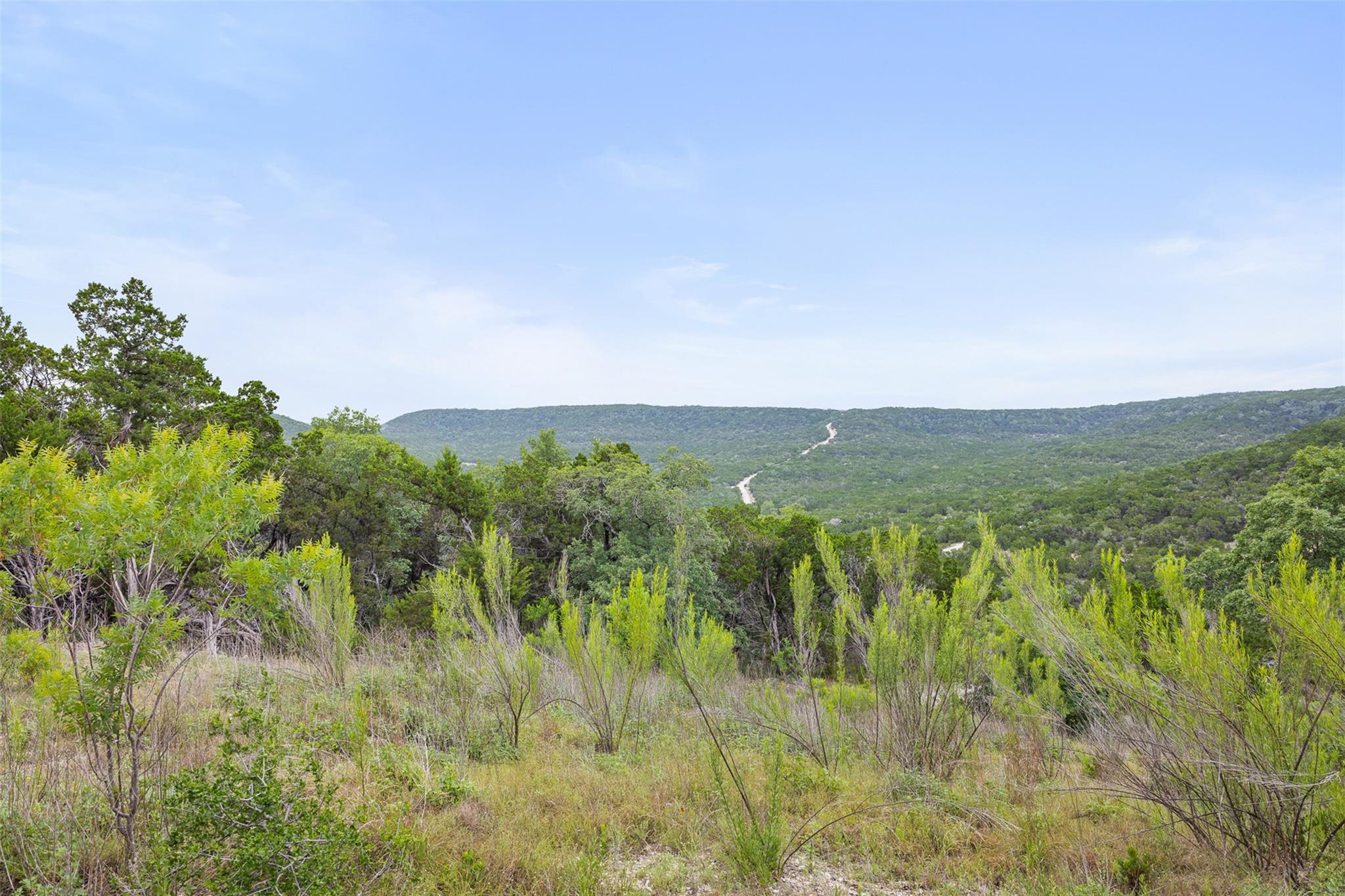21400 Bison TRL, Lago Vista, TX 78645 photo 2