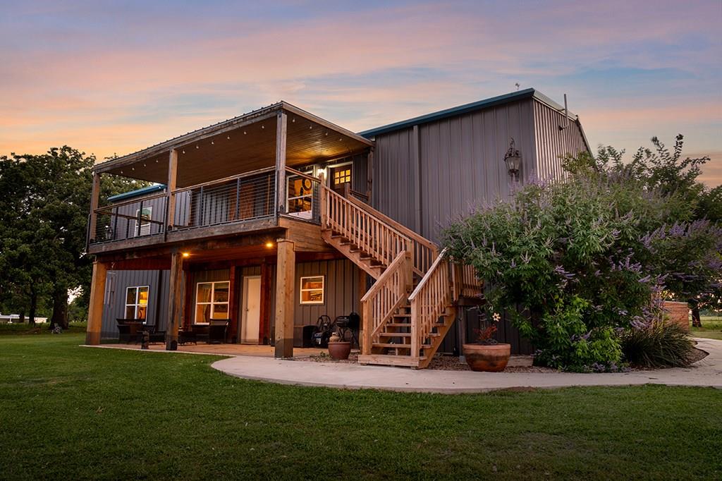 646 Victor Eckhardt RD, Fredericksburg, TX 78624 photo 2