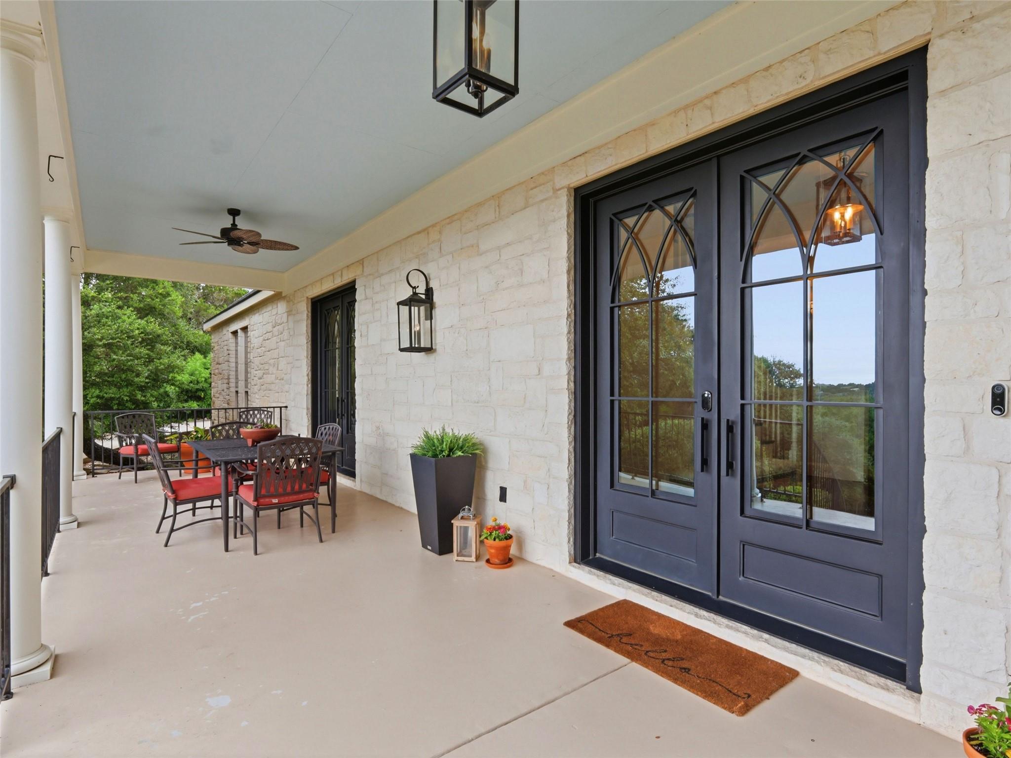 173 Falling Hills, New Braunfels, TX 78132 photo 3