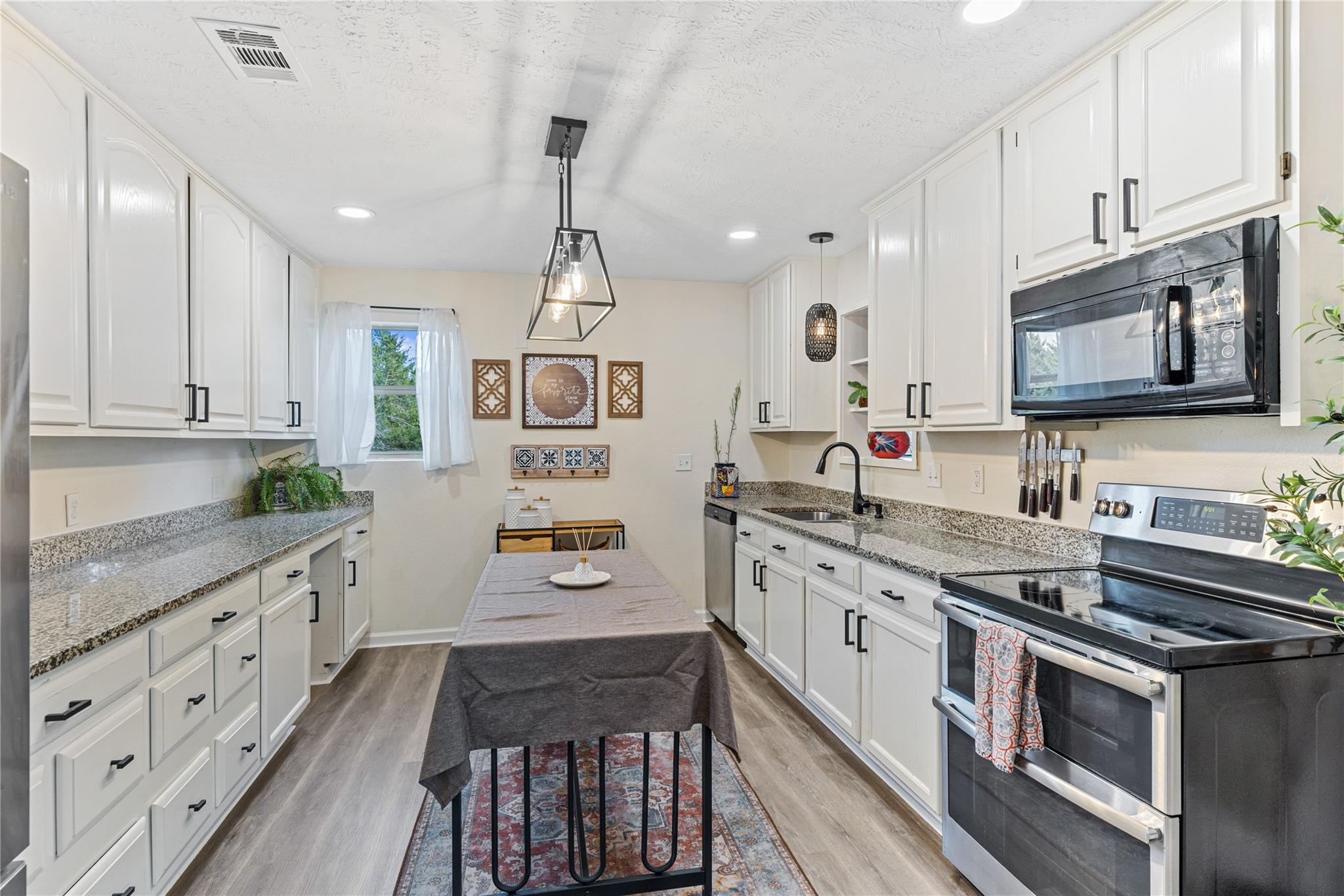 30 Pecan 2, Florence, TX 76527 photo 5