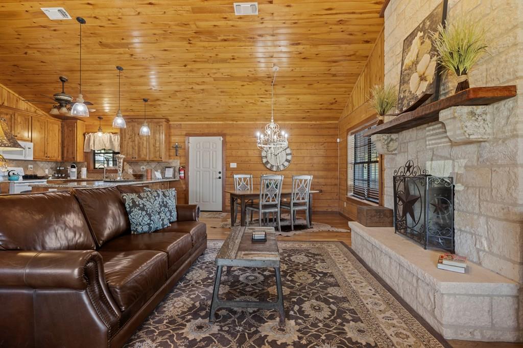 394 Ranch Rd 1376 RD, Fredericksburg, TX 78624 photo 5