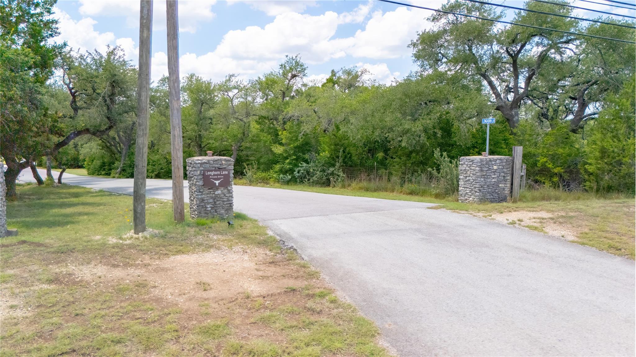 110 Longhorn LN, Dripping Springs, TX 78620 photo 4