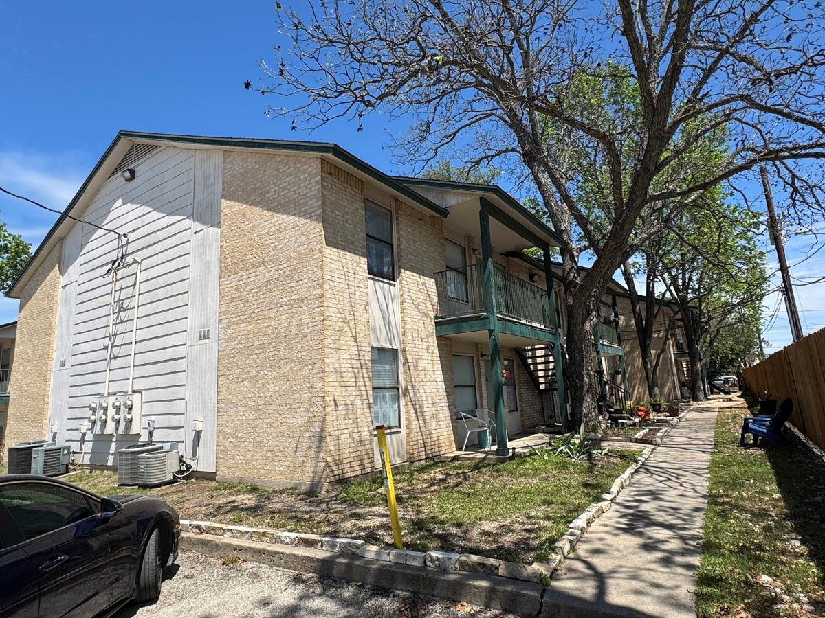 1624 Aquarena Springs DR #A102, San Marcos, TX 78666 photo 3