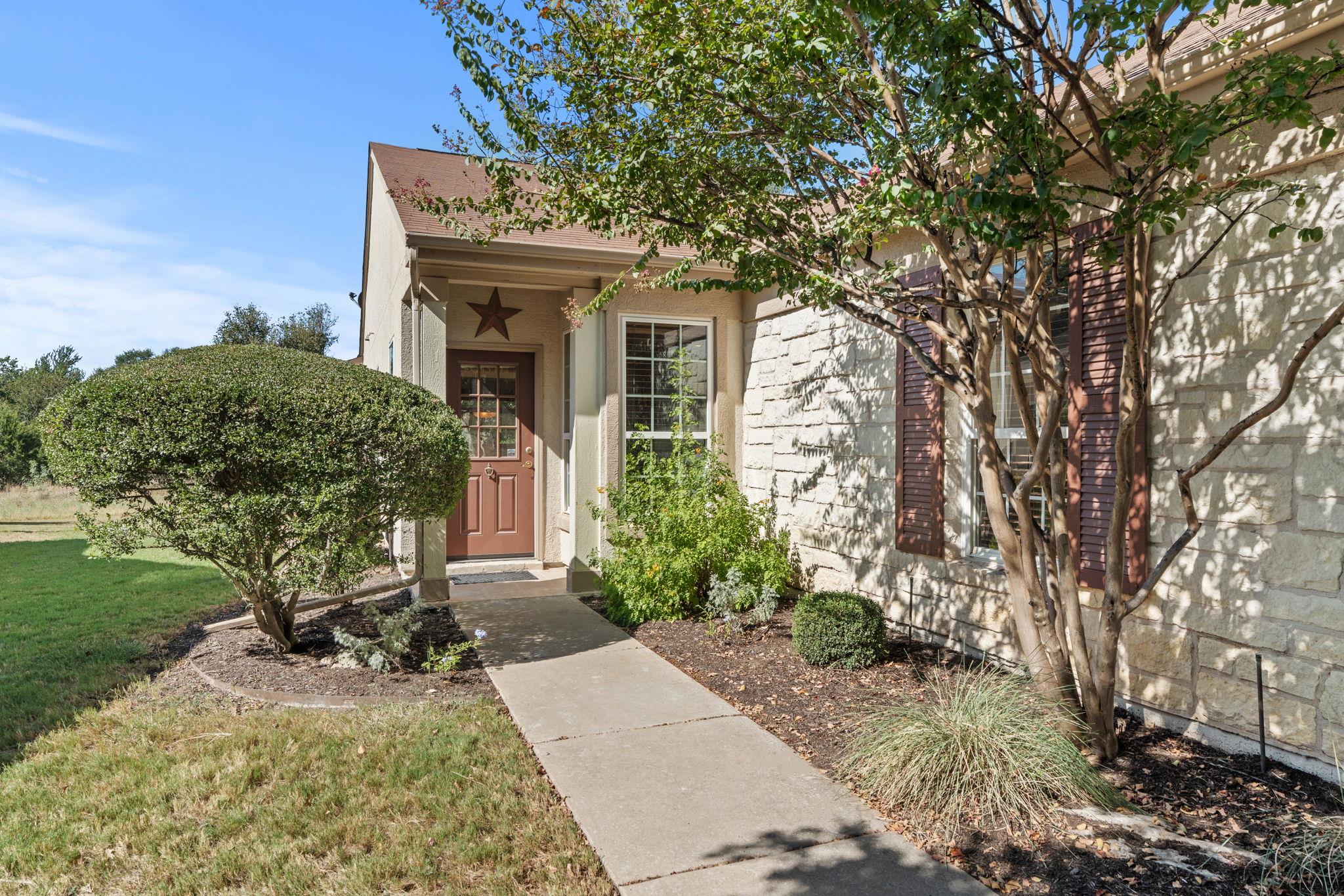 111 Bonham LOOP, Georgetown, TX 78633 photo 5