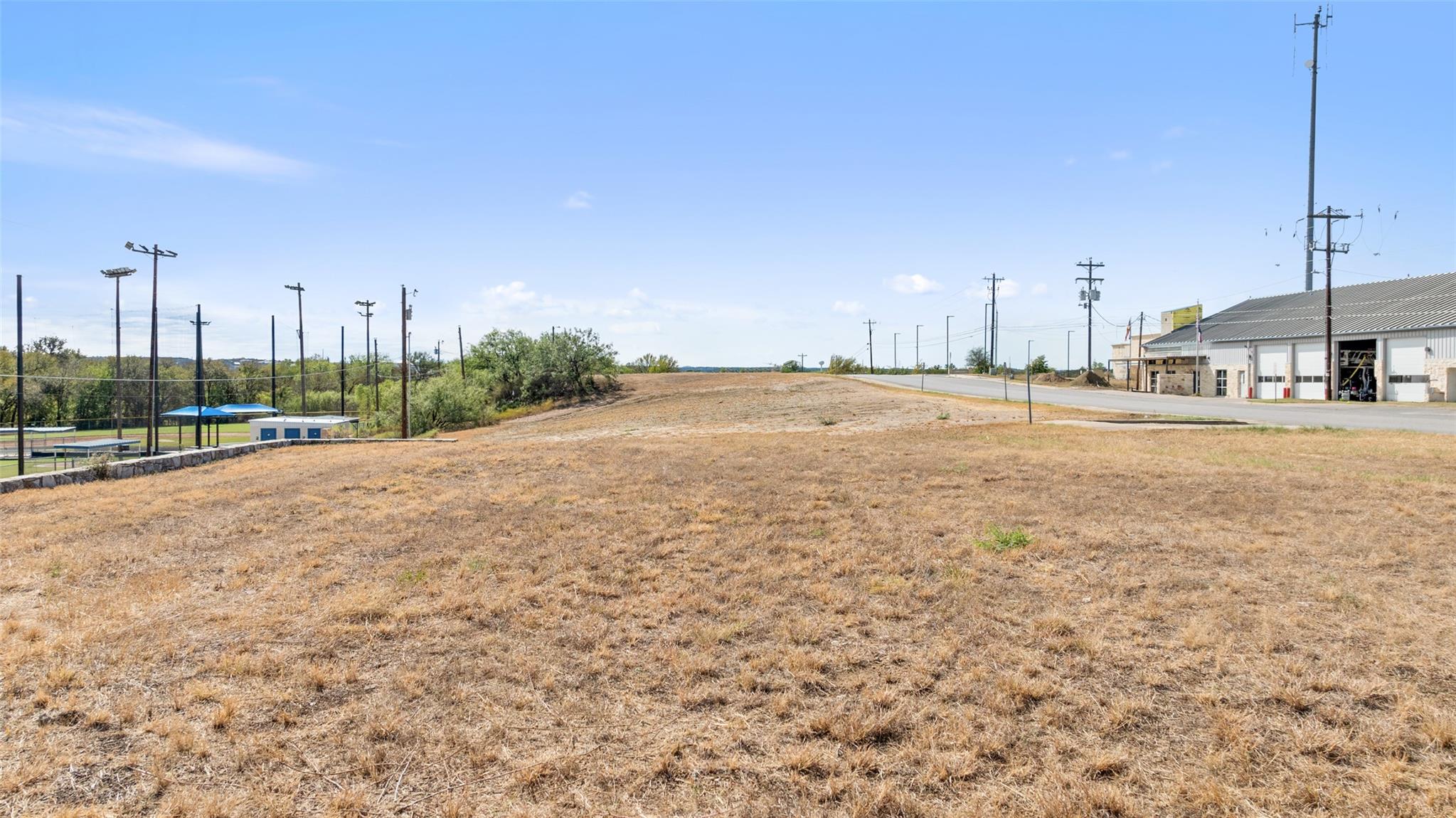 711-1 Avenue N ST, Marble Falls, TX 78654 photo 5
