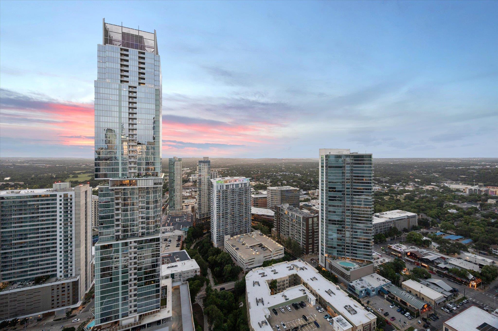 360 Nueces ST #3910, Austin, TX 78701 photo 2
