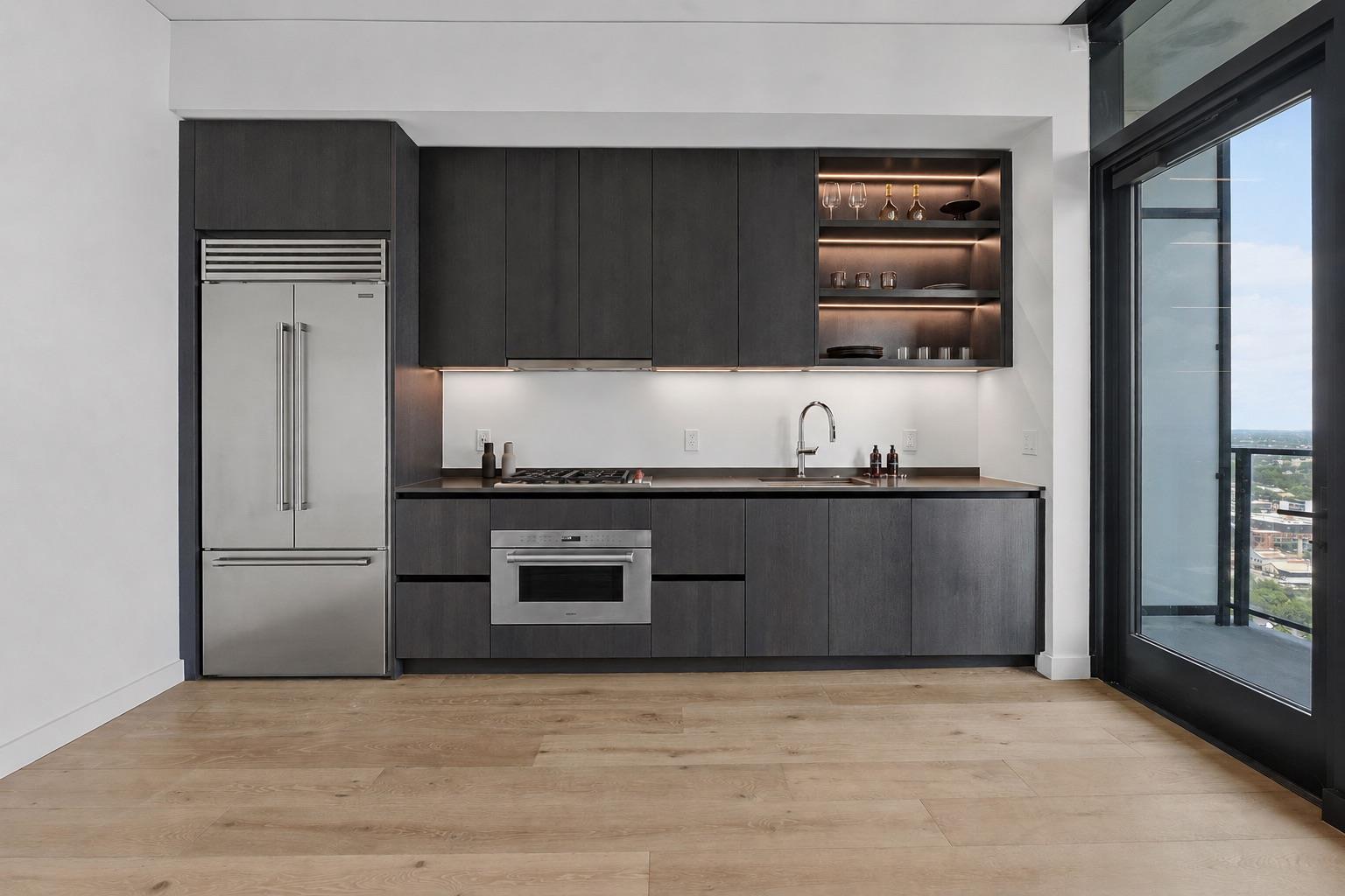 610 Davis ST #3001, Austin, TX 78701 photo 2