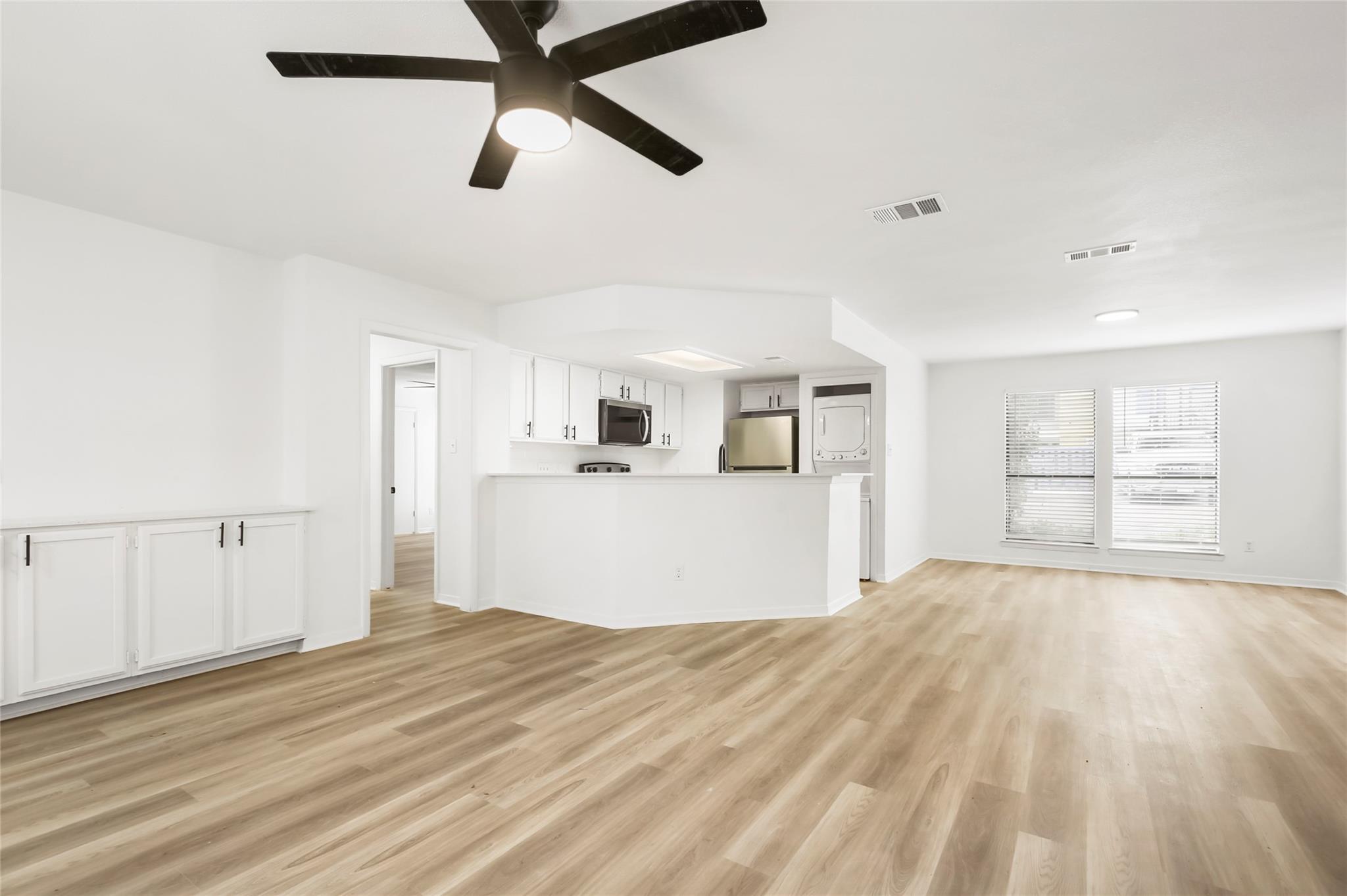 923 41st ST #105, Austin, TX 78751 photo 3