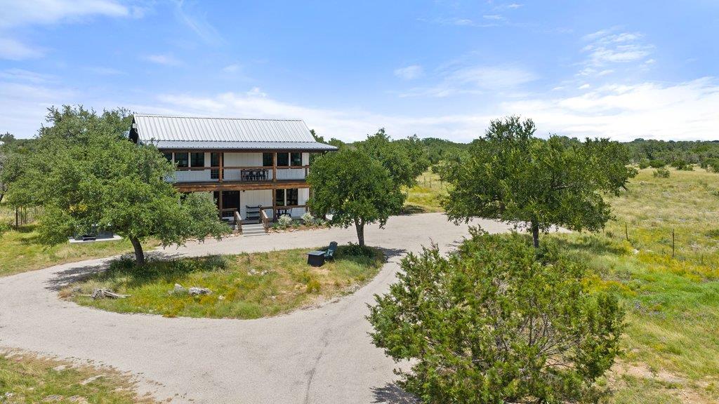 784 River View DR, Johnson City, TX 78636 photo 2