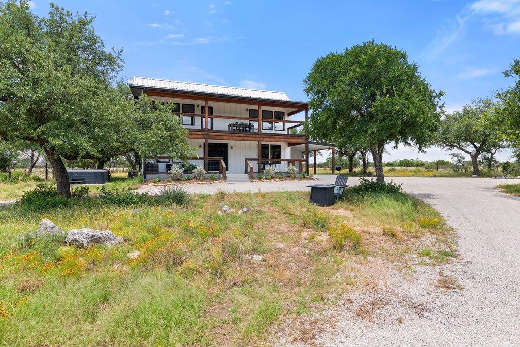 784 River View DR, Johnson City, TX 78636 photo 4