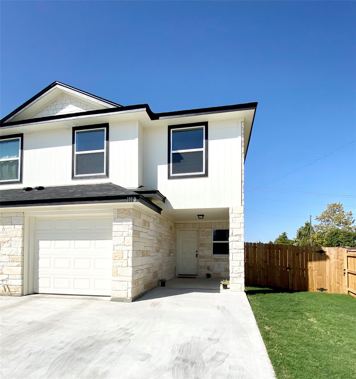 100 Sandstone DR #A-D, Jarrell, TX 76537 photo 2