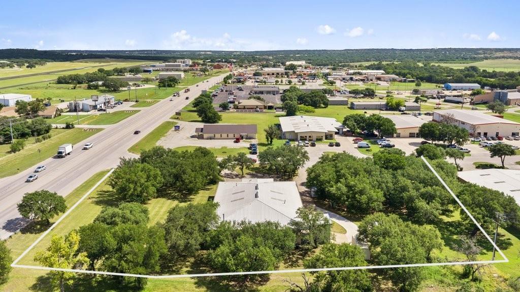 101 John Kelly ST, Burnet, TX 78611 photo 4