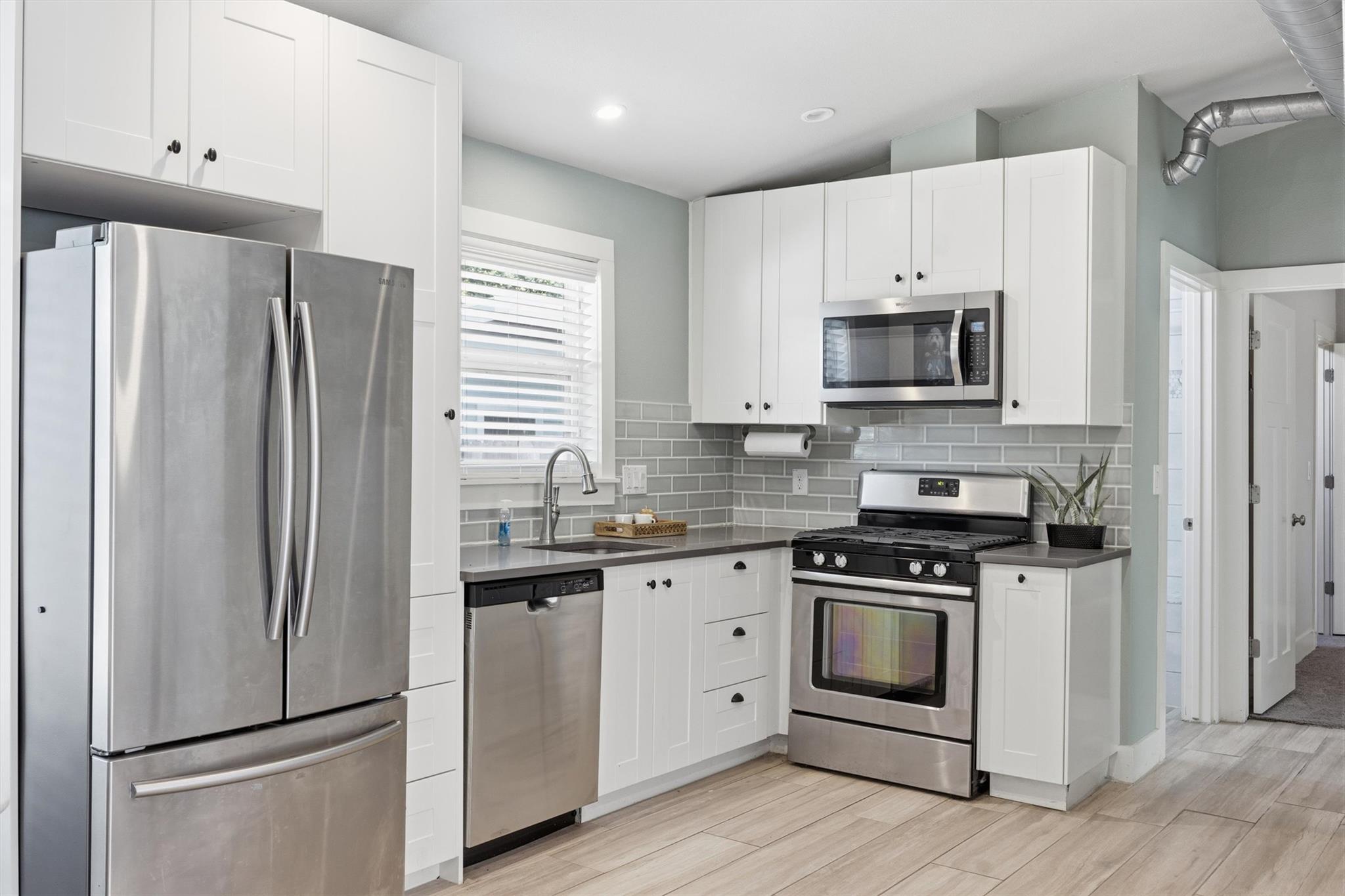 5704 Gloucester Condos