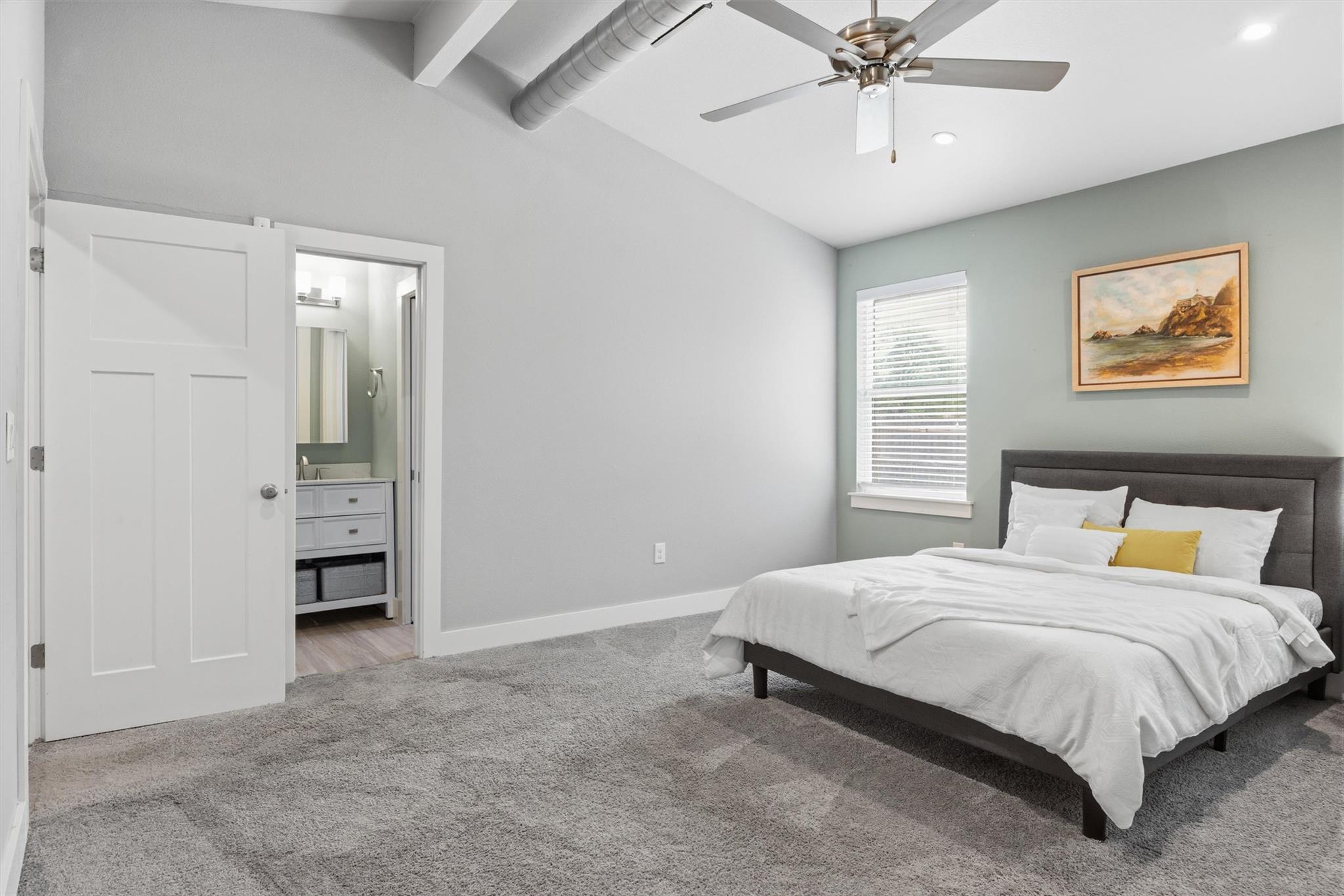 5704 Gloucester LN #A, Austin, TX 78723 photo 5