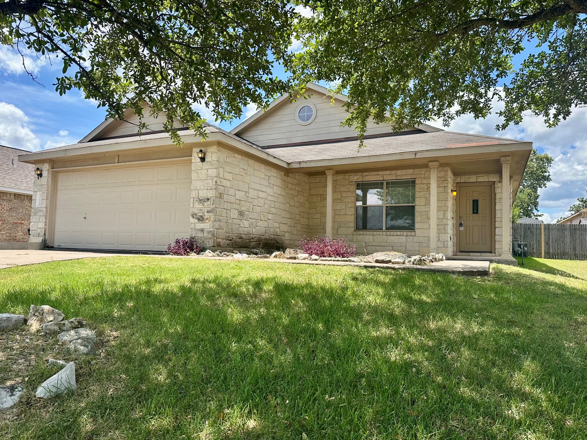 112 Cowboy CV, Kyle, TX 78640 photo 3