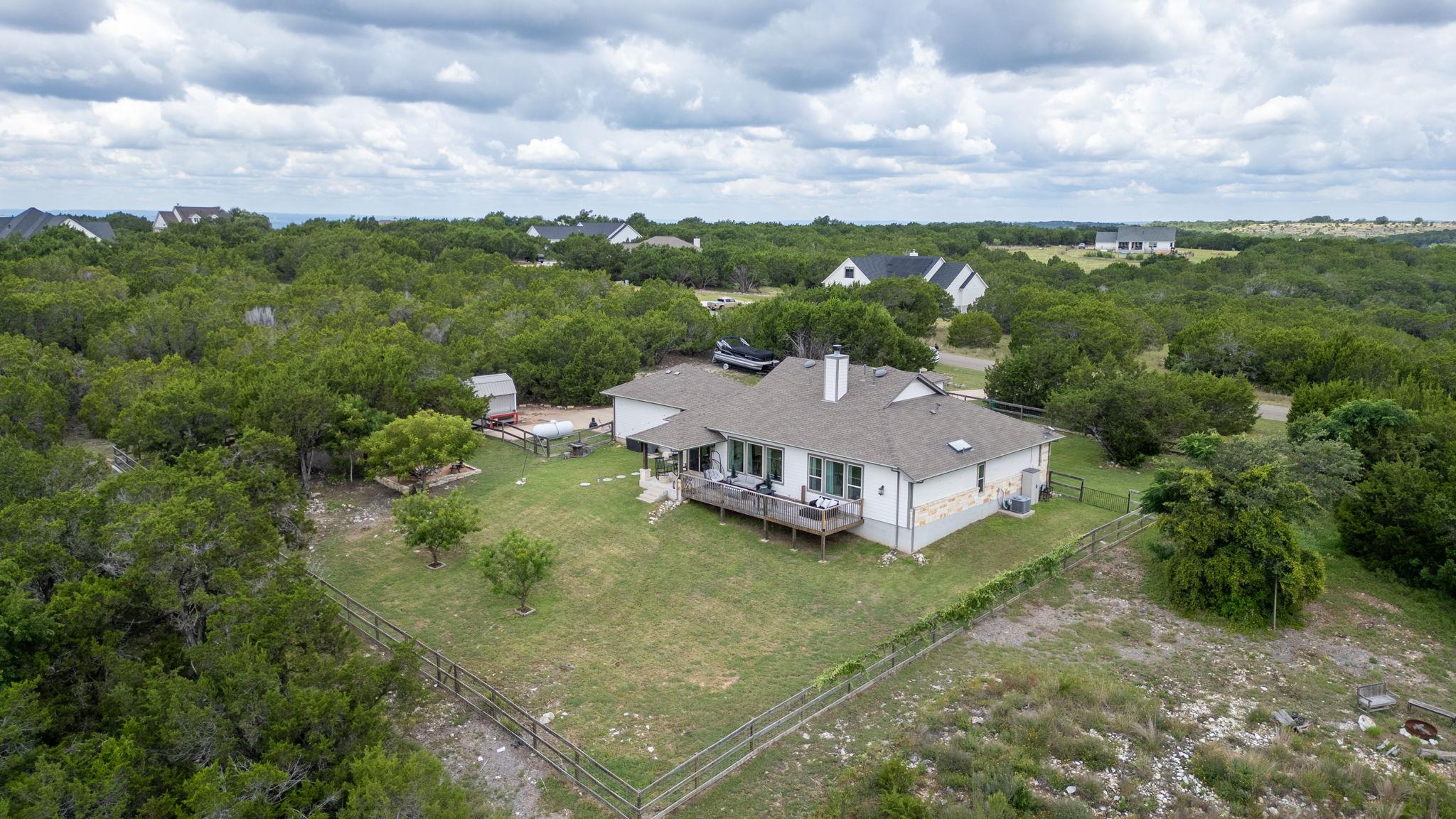 155 Balcones Ridge WAY, Bertram, TX 78605 photo 2