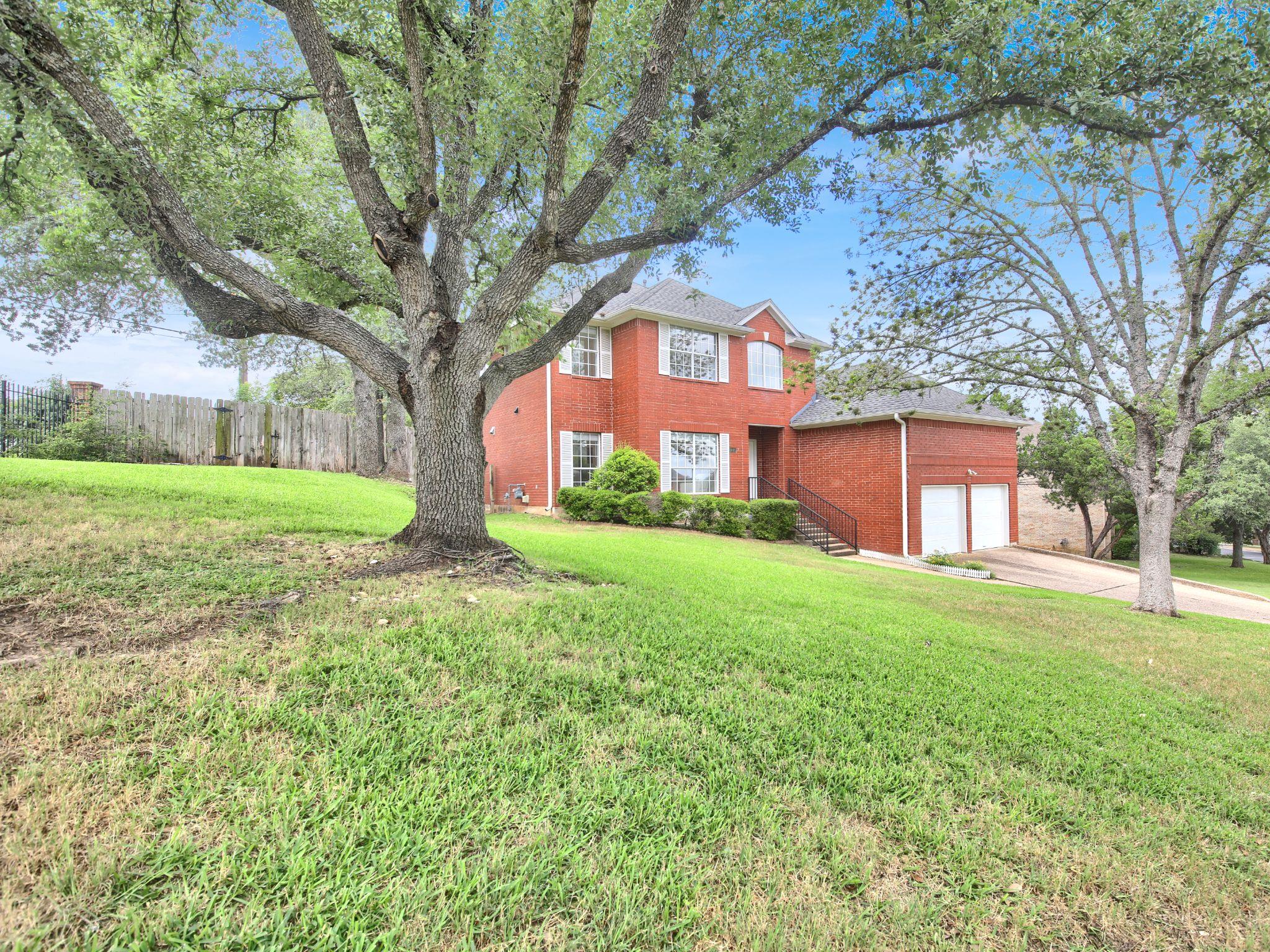 6001 Sierra Arbor CT, Austin, TX 78759 photo 3