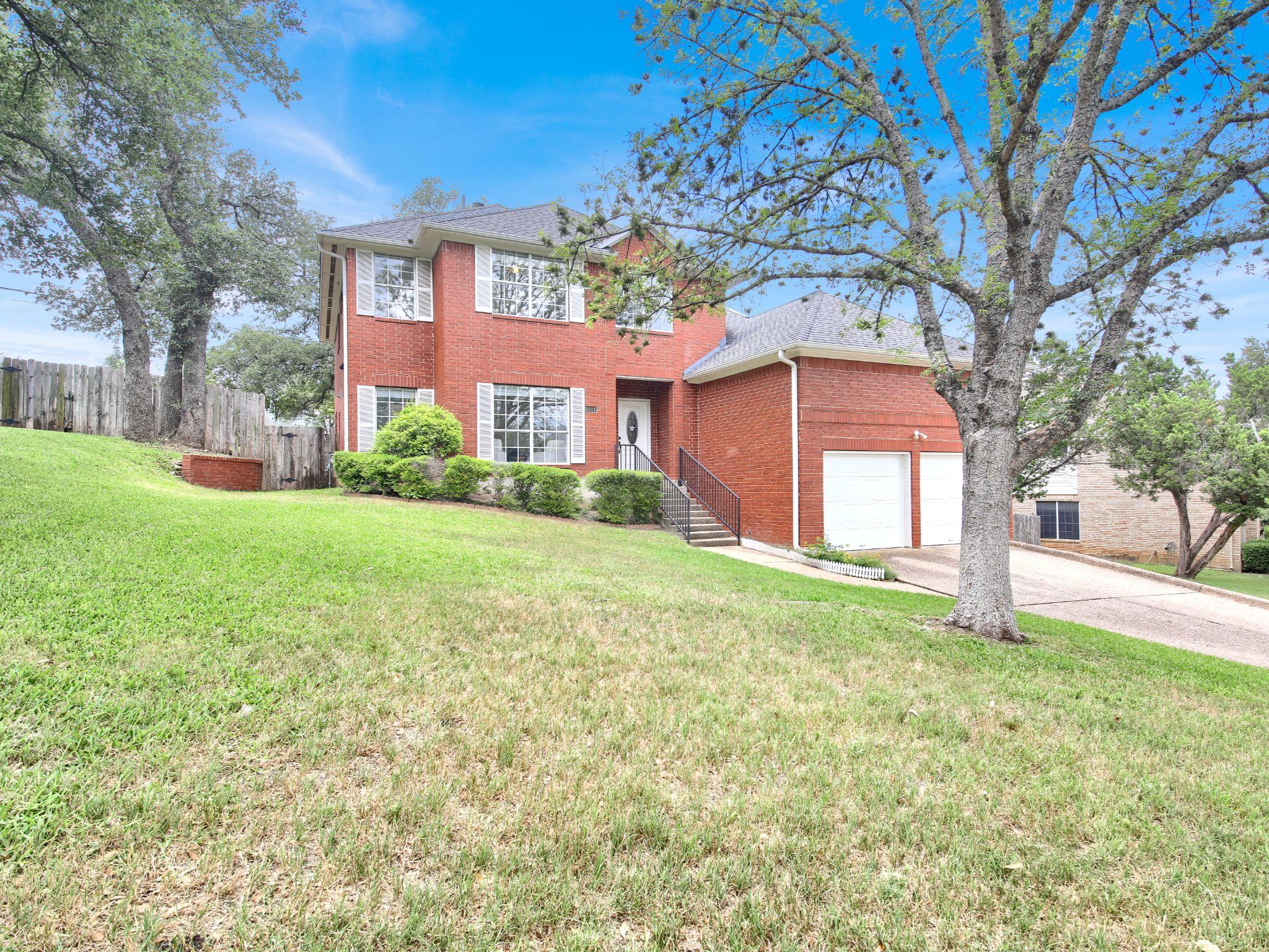 6001 Sierra Arbor CT, Austin, TX 78759 photo 4