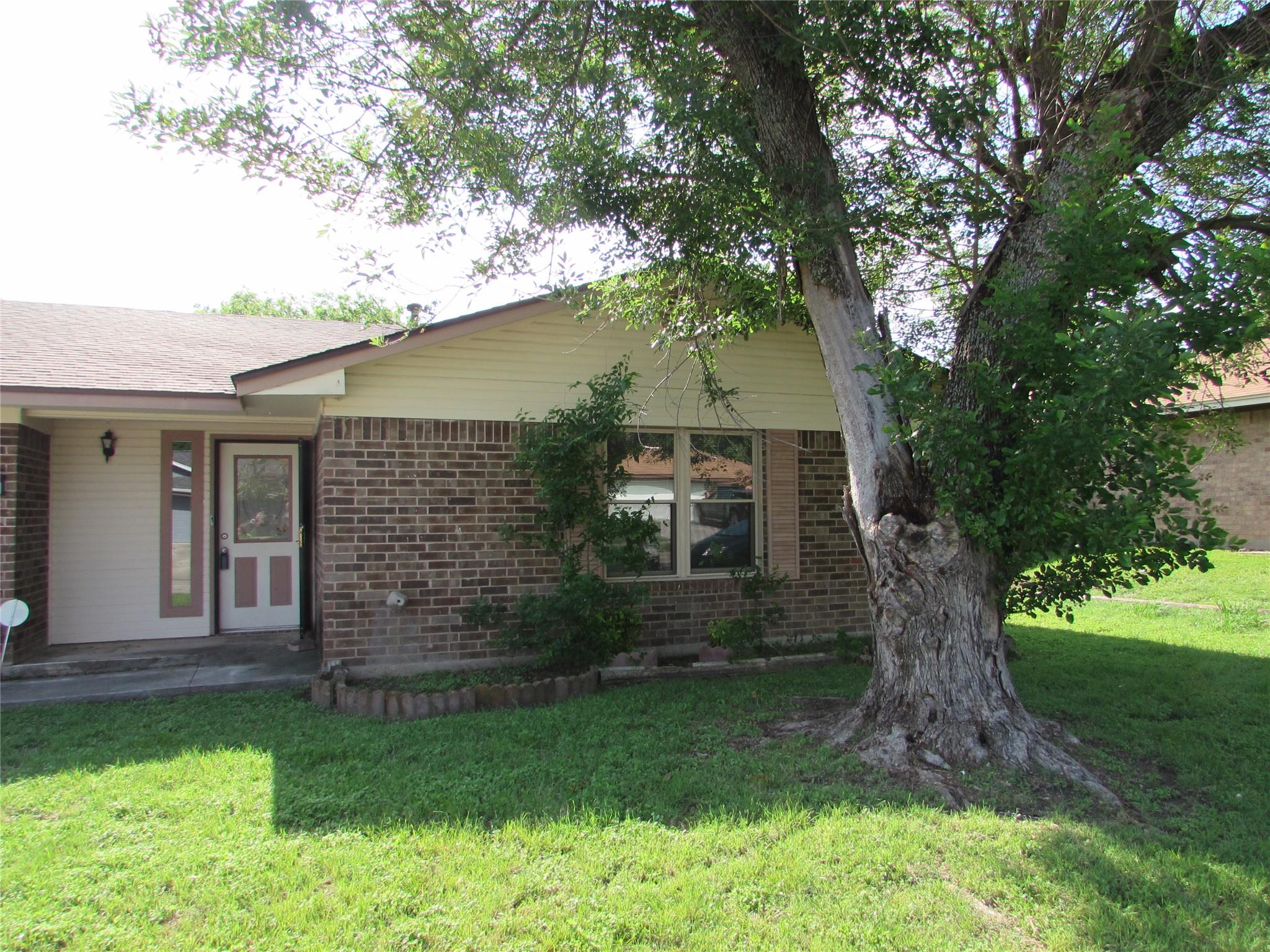 1810 Gautier Ave, Killeen, TX 76549 photo 3
