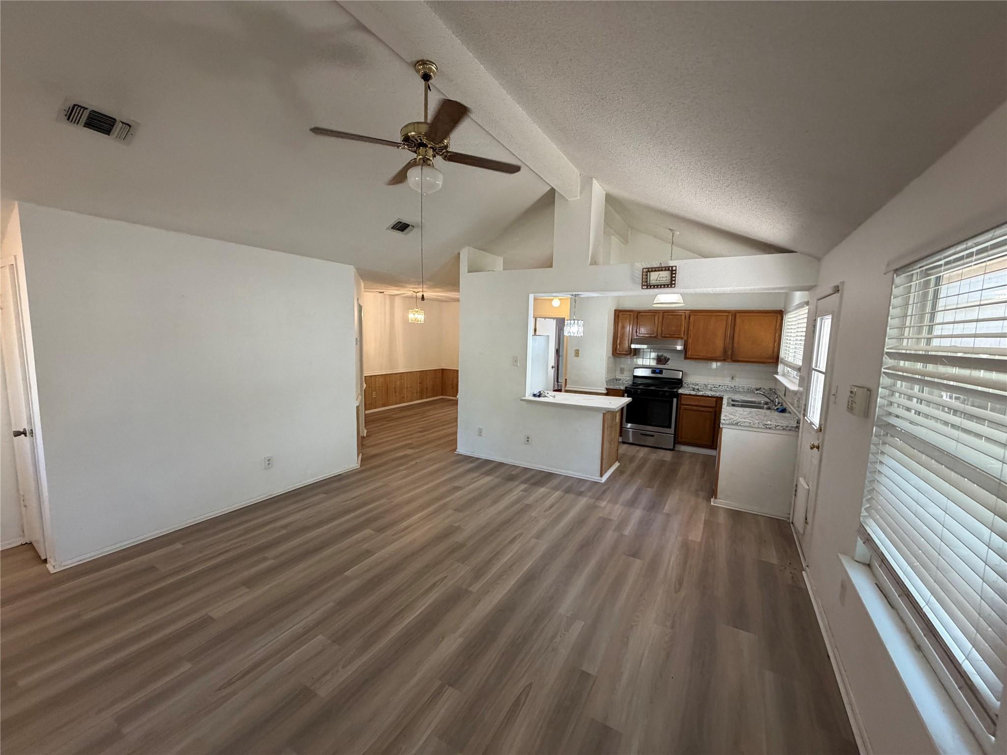16821 Whitebrush LOOP, Austin, TX 78717 photo 4