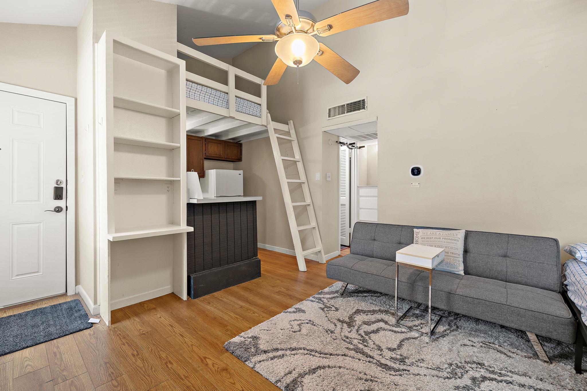 1000 26th ST #213, Austin, TX 78705 photo 5