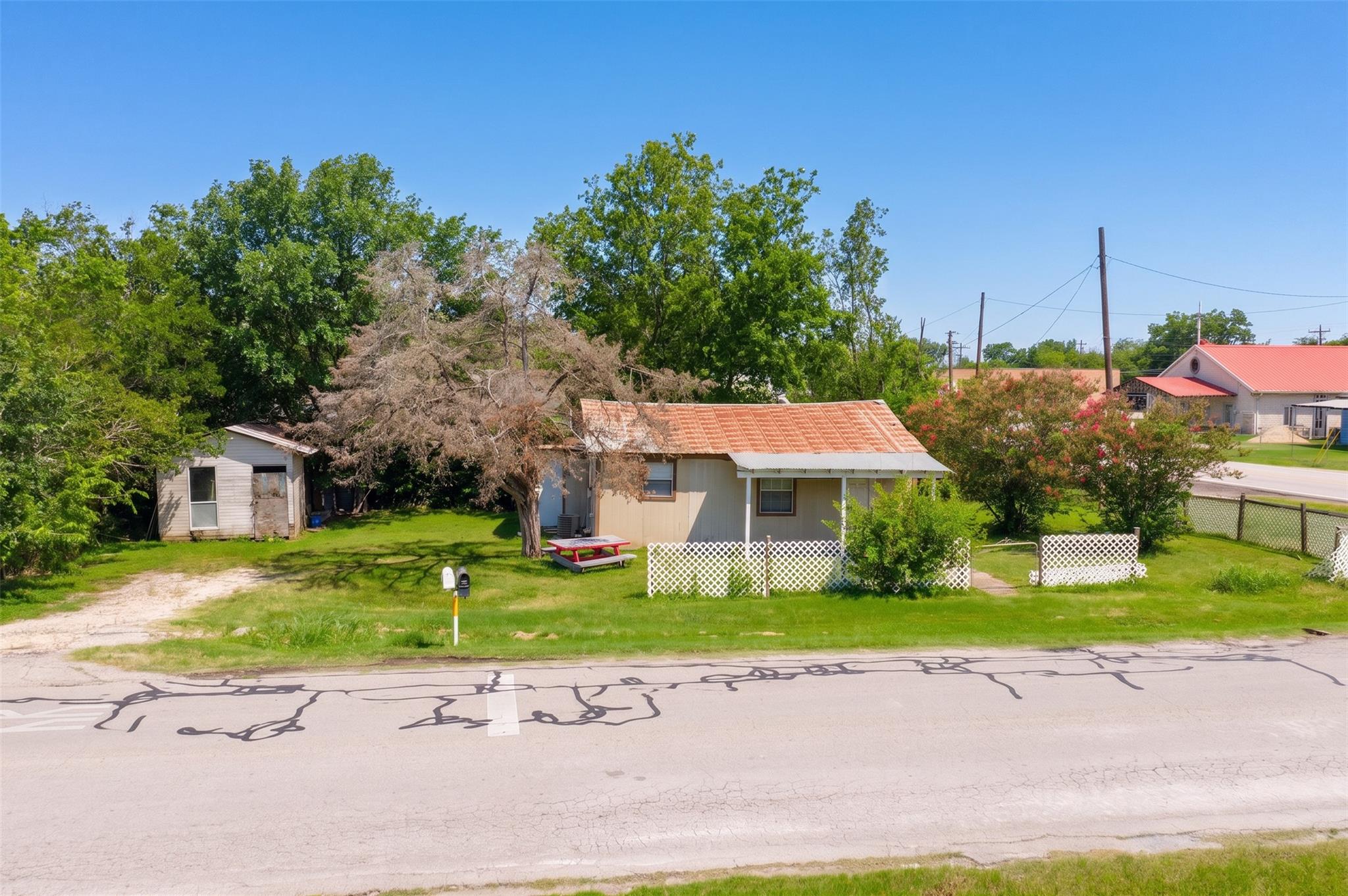 310 Parsons ST, Manor, TX 78653 photo 4