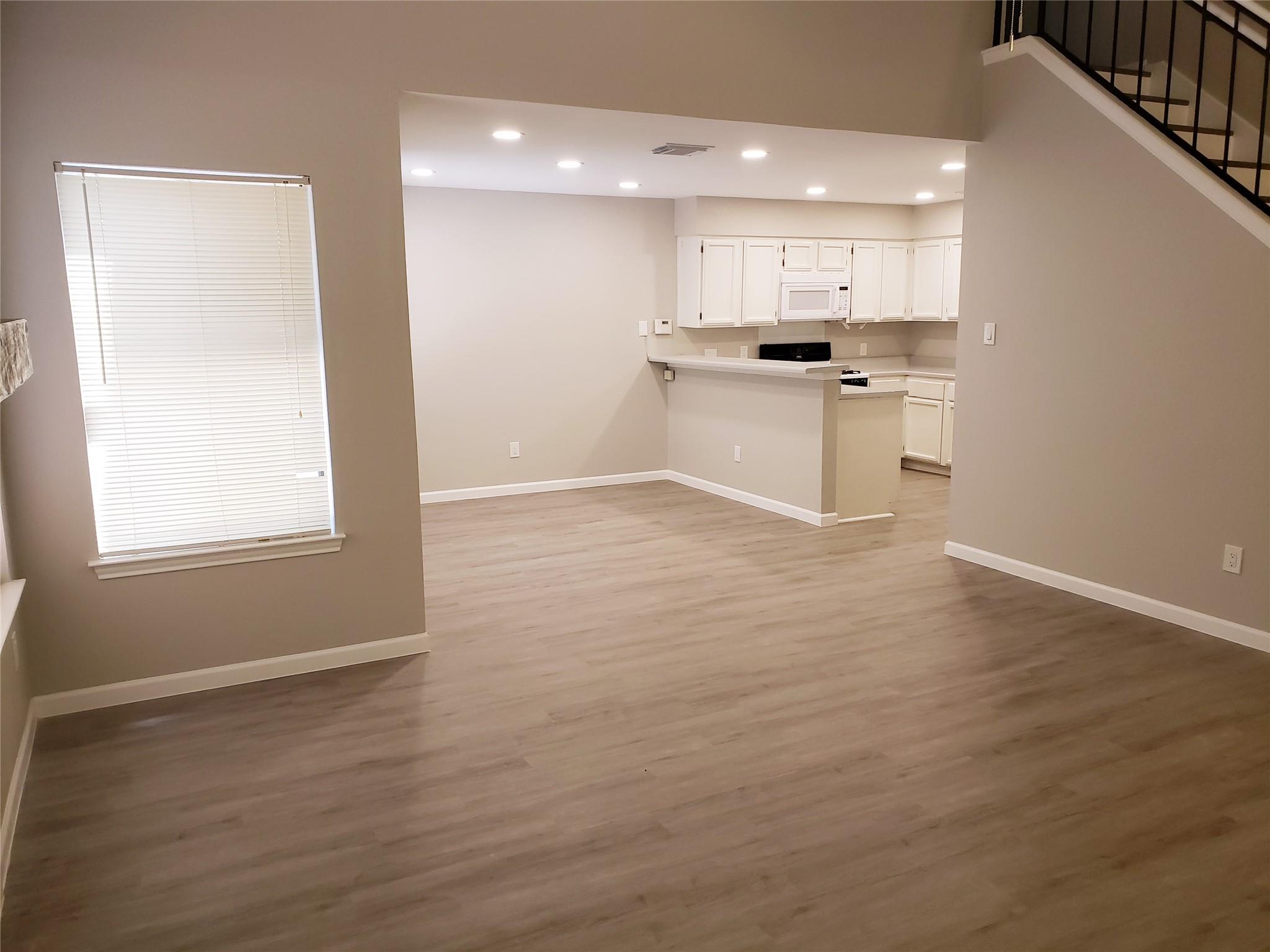 12913 Steeple Chase DR, Austin, TX 78729 photo 5