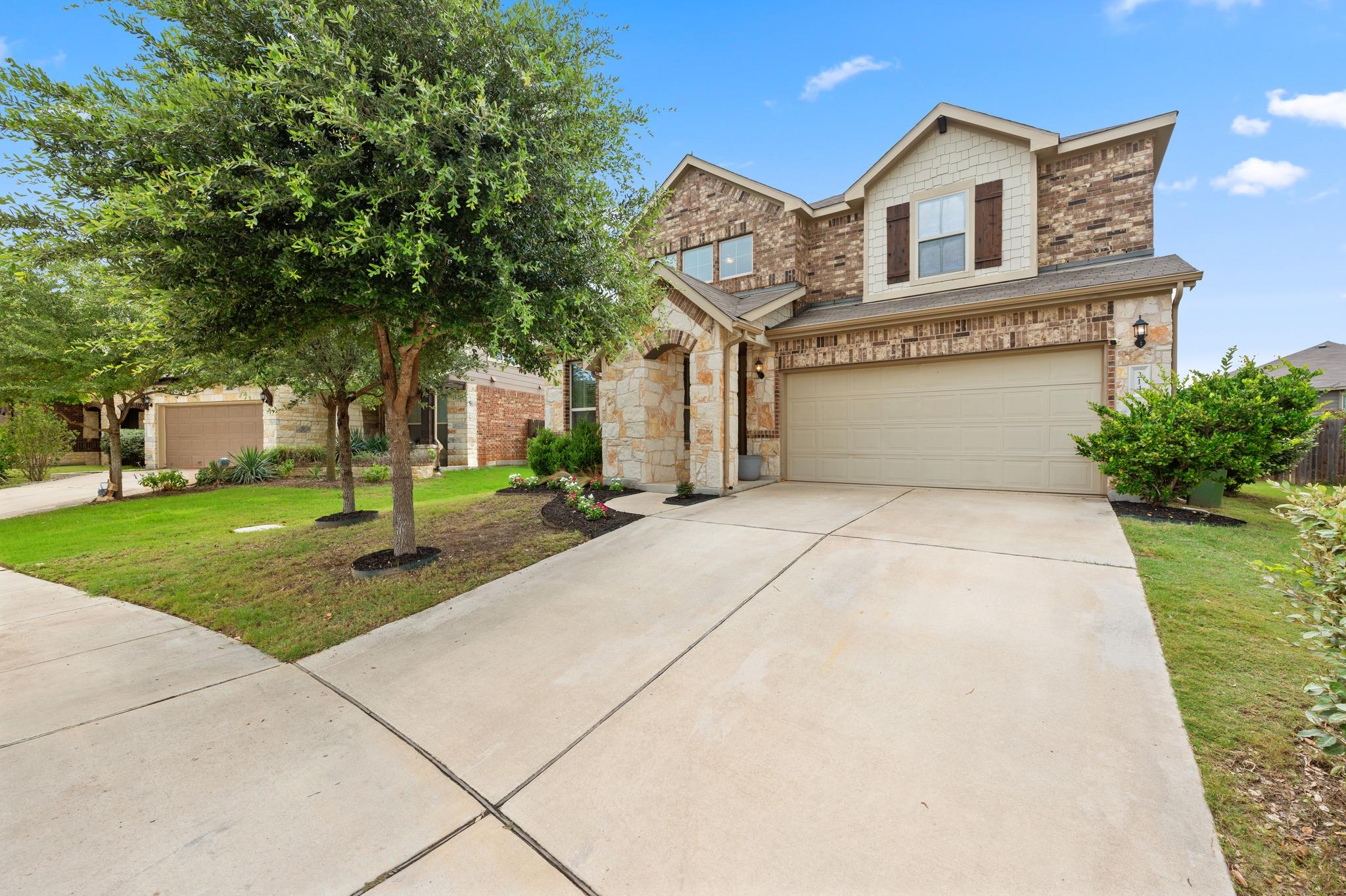 214 Cyril DR, Hutto, TX 78634 photo 5
