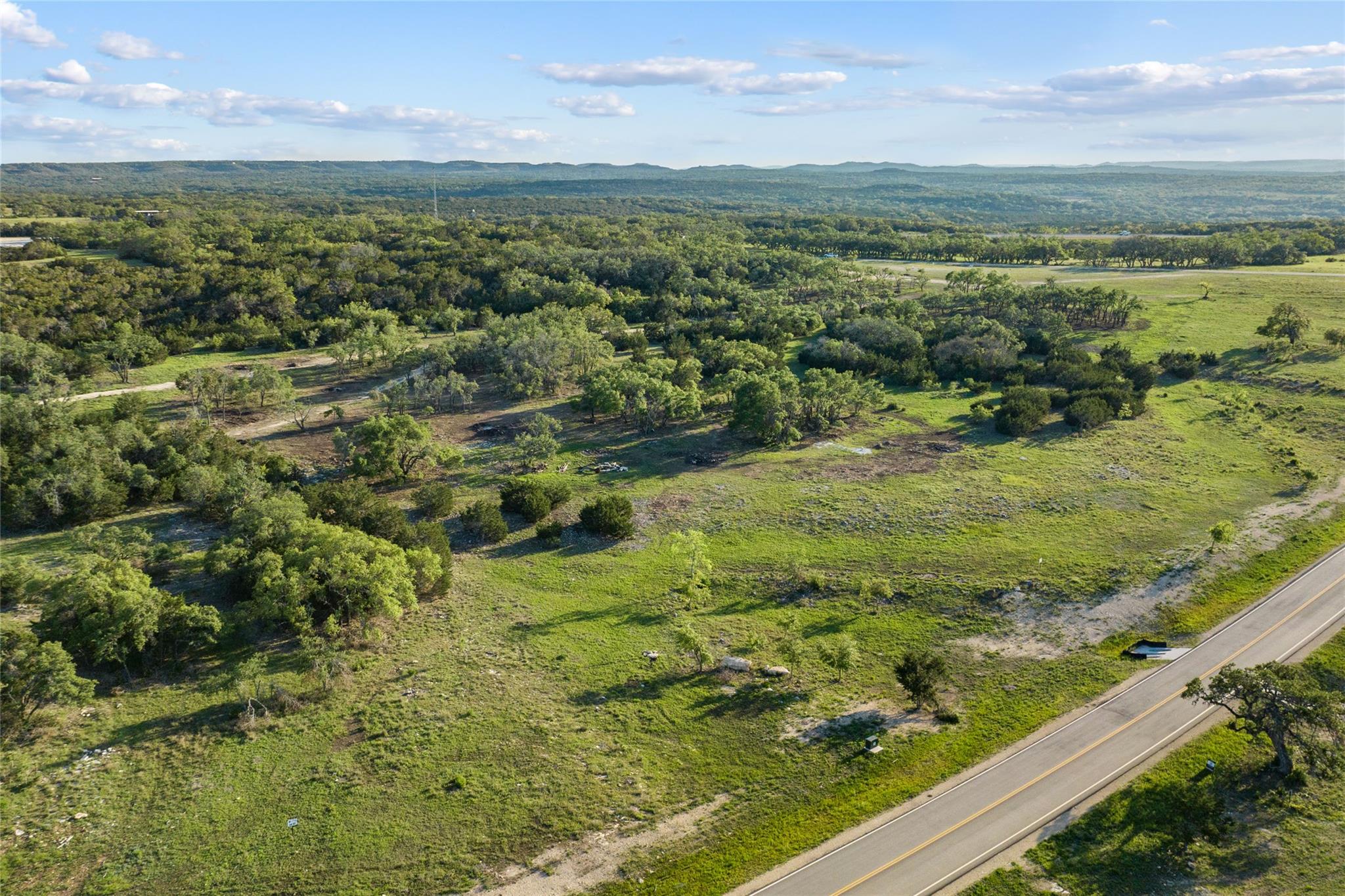 107 E. Flying Owl DR, Johnson City, TX 78636 photo 5