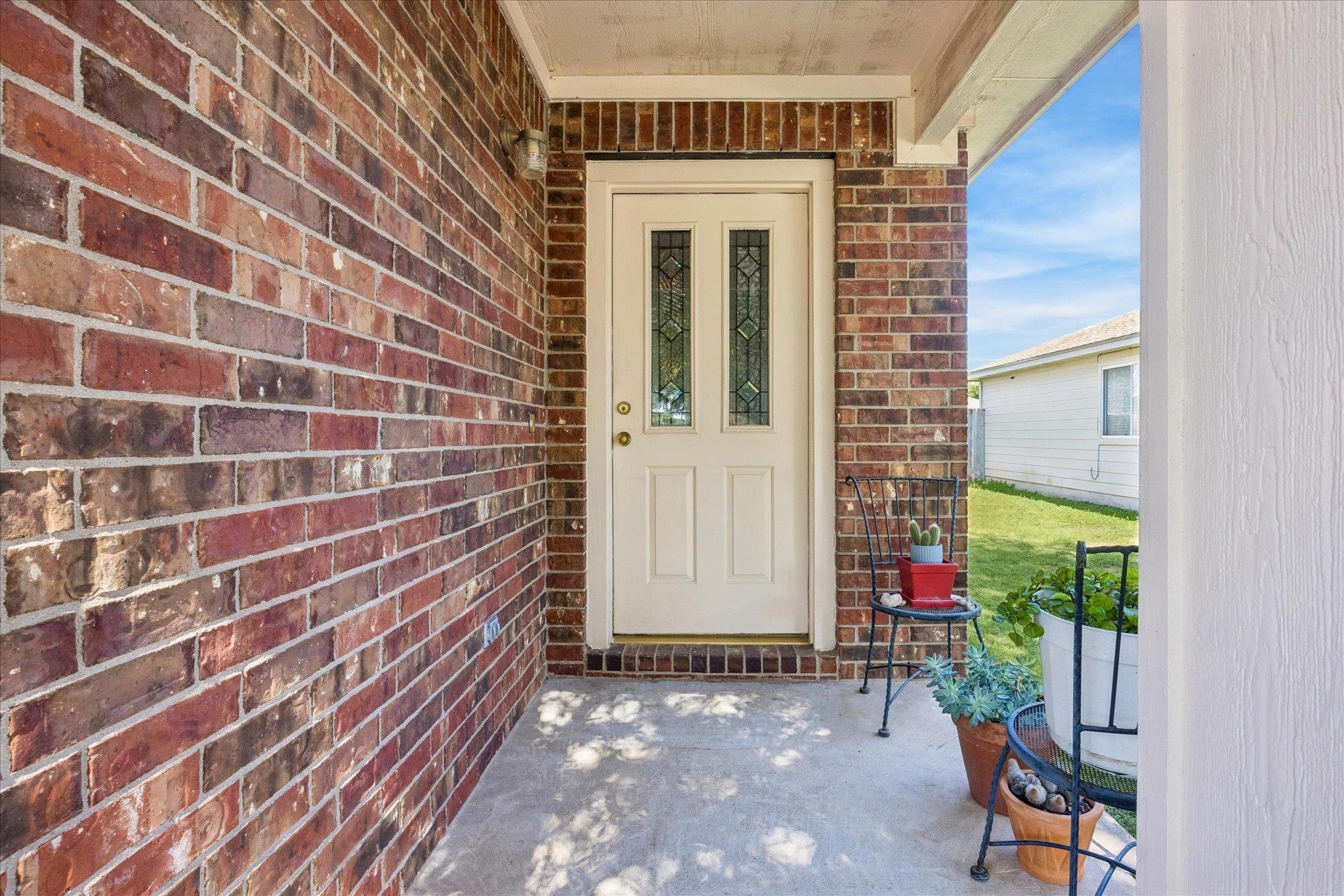 116 Quail Hollow DR, Hutto, TX 78634 photo 3