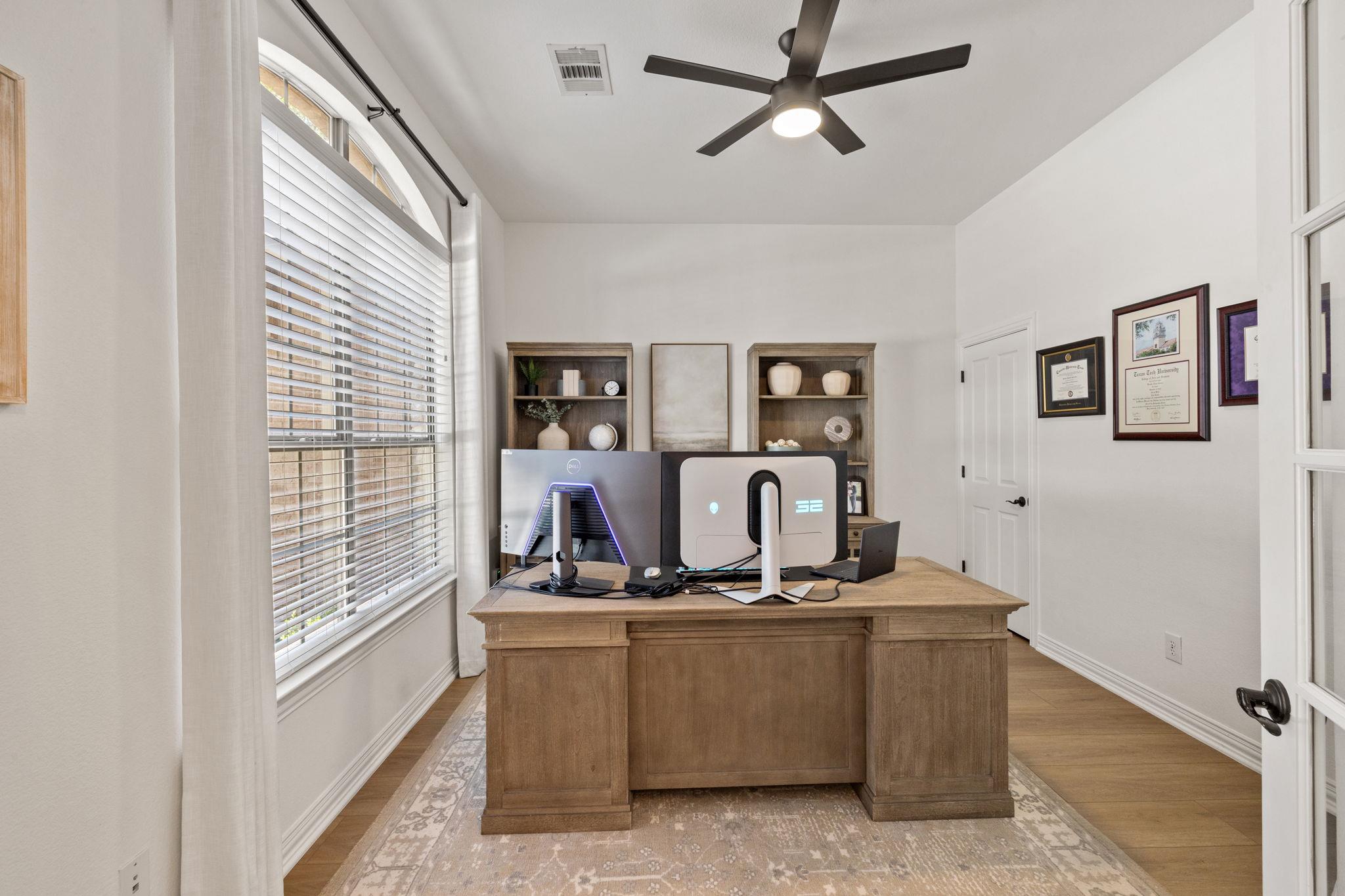 1124 Castle Path, Round Rock, TX 78681 photo 4