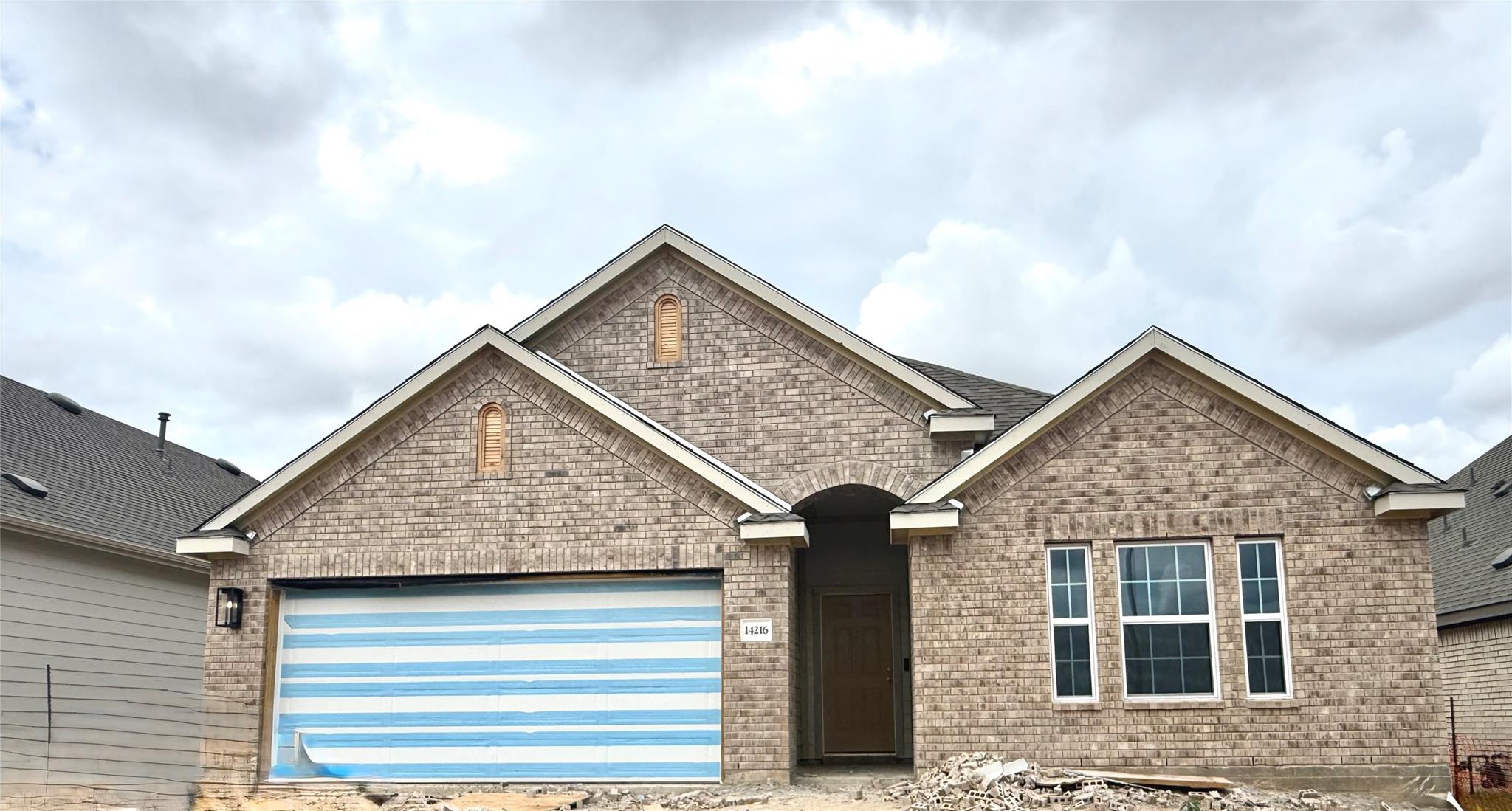 14216 Grassley TRL, Manor, TX 78653 photo 2